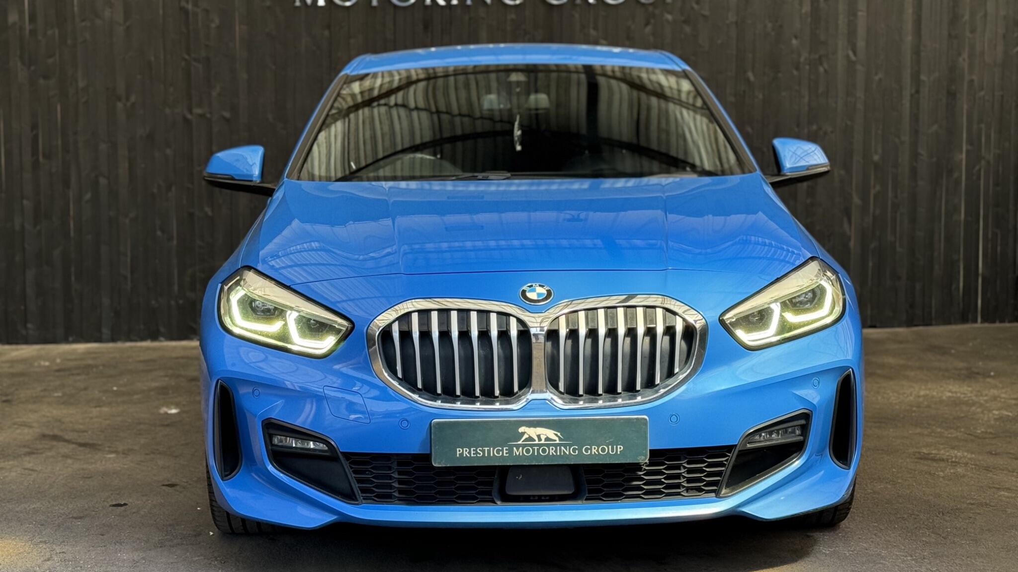 BMW 1 Series view 3