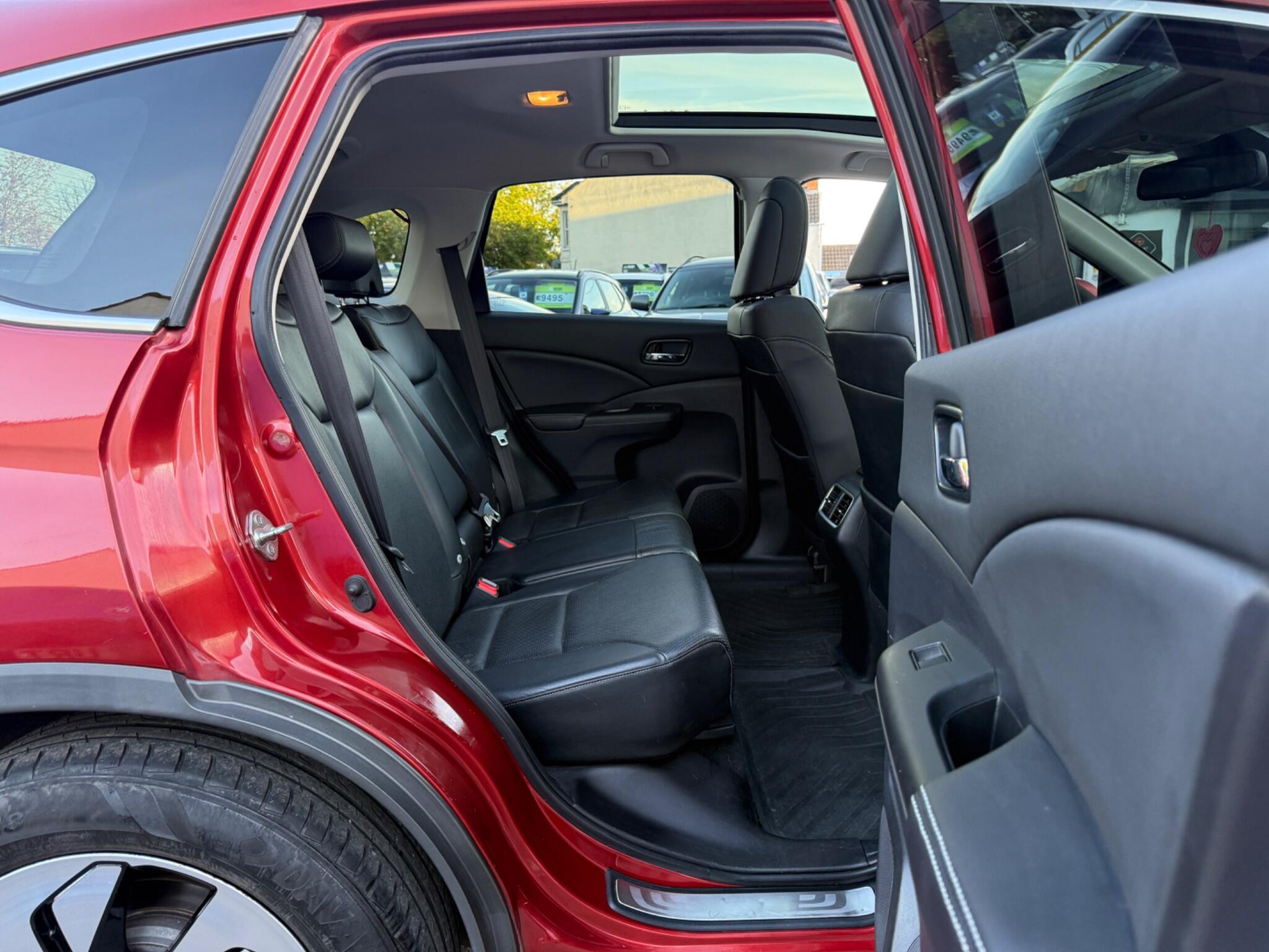 Honda CR-V - Image 40
