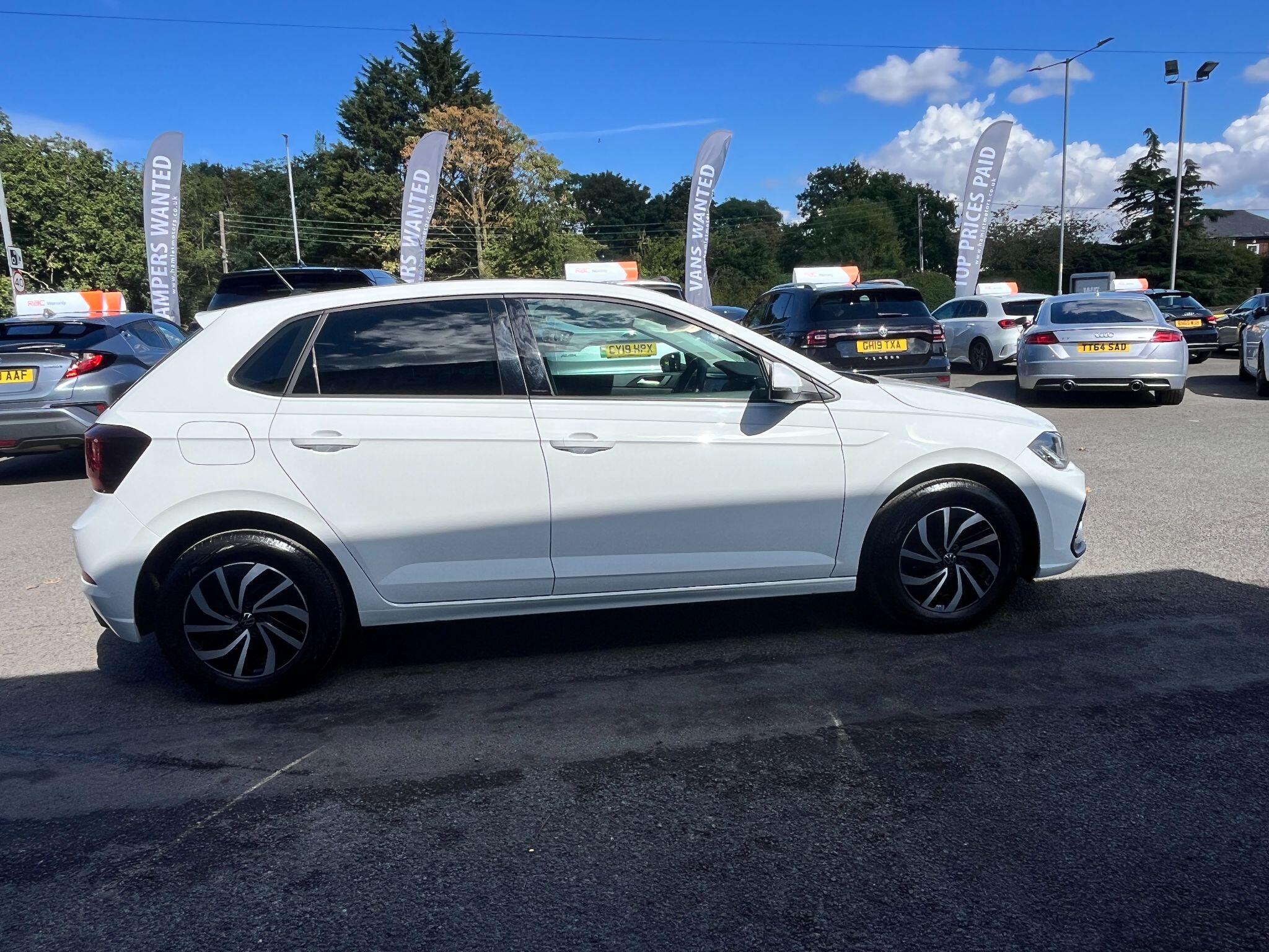 Volkswagen Polo view 6
