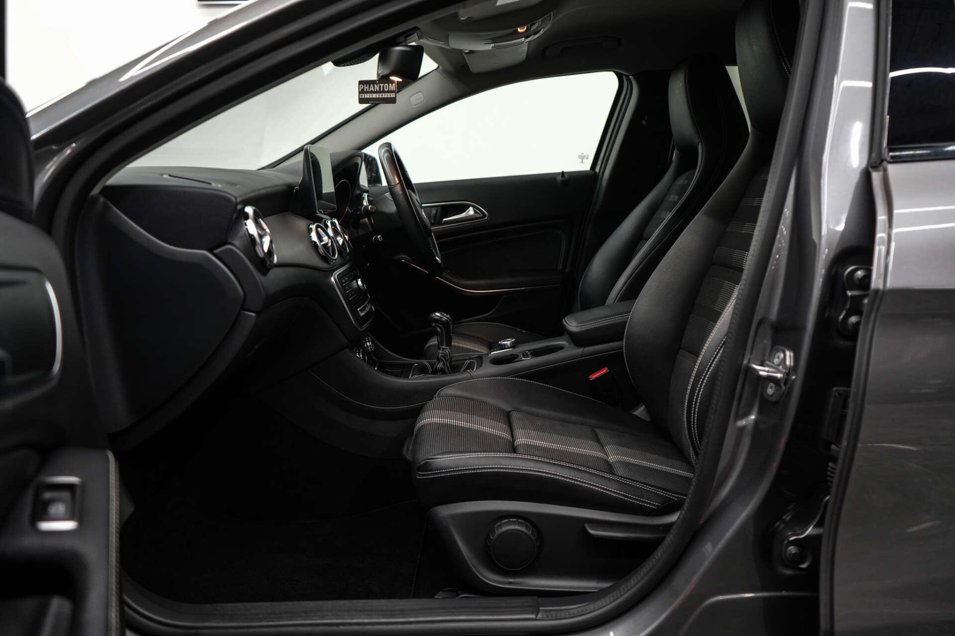 Mercedes-Benz Gla view 18