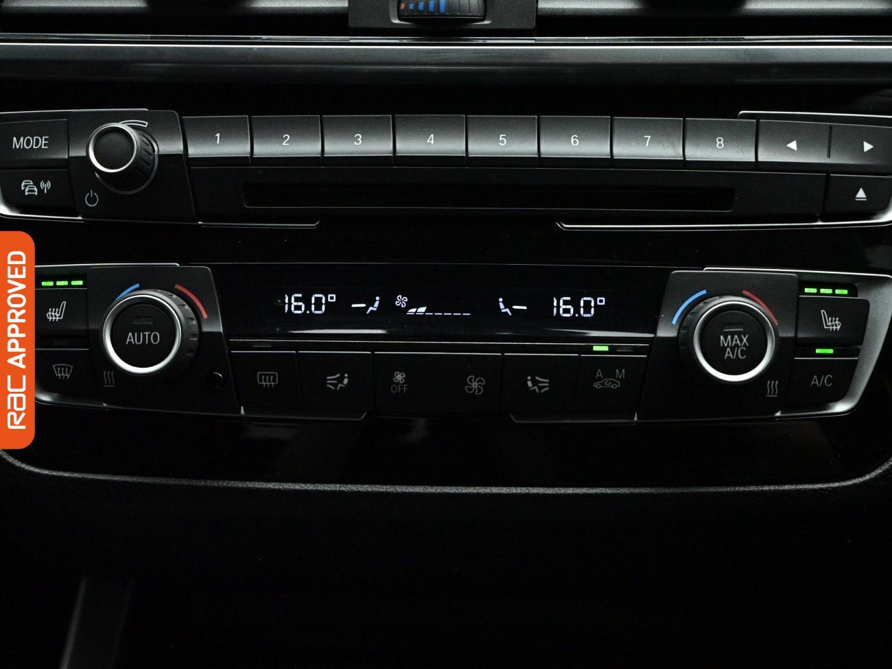 BMW 1 Series view 17