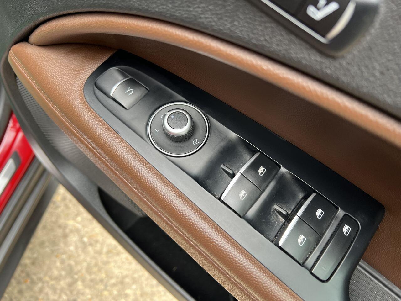 Alfa Romeo Stelvio view 67