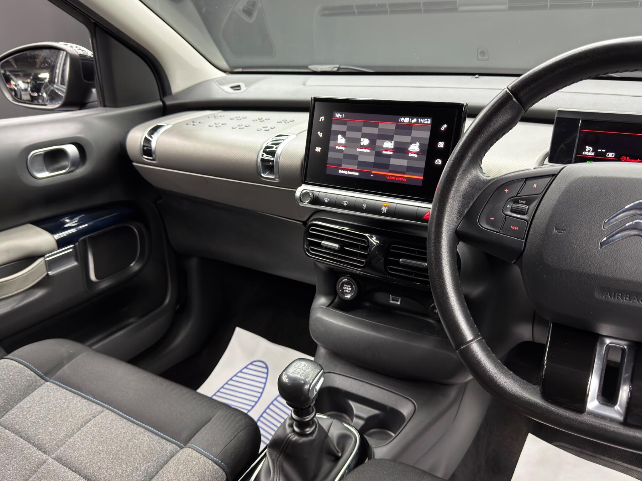 Citroen C4 Cactus view 23