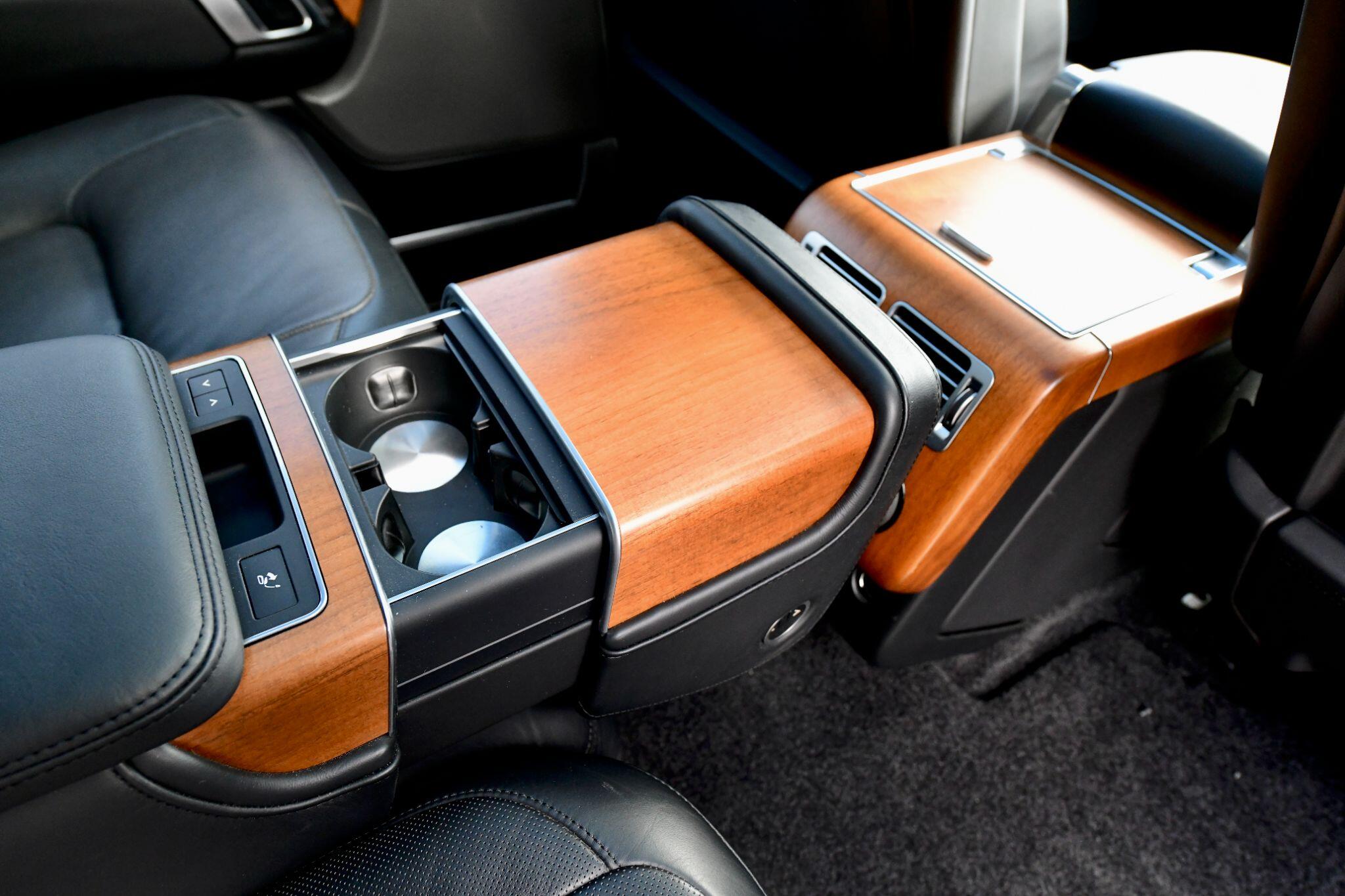 Land Rover Range Rover view 78