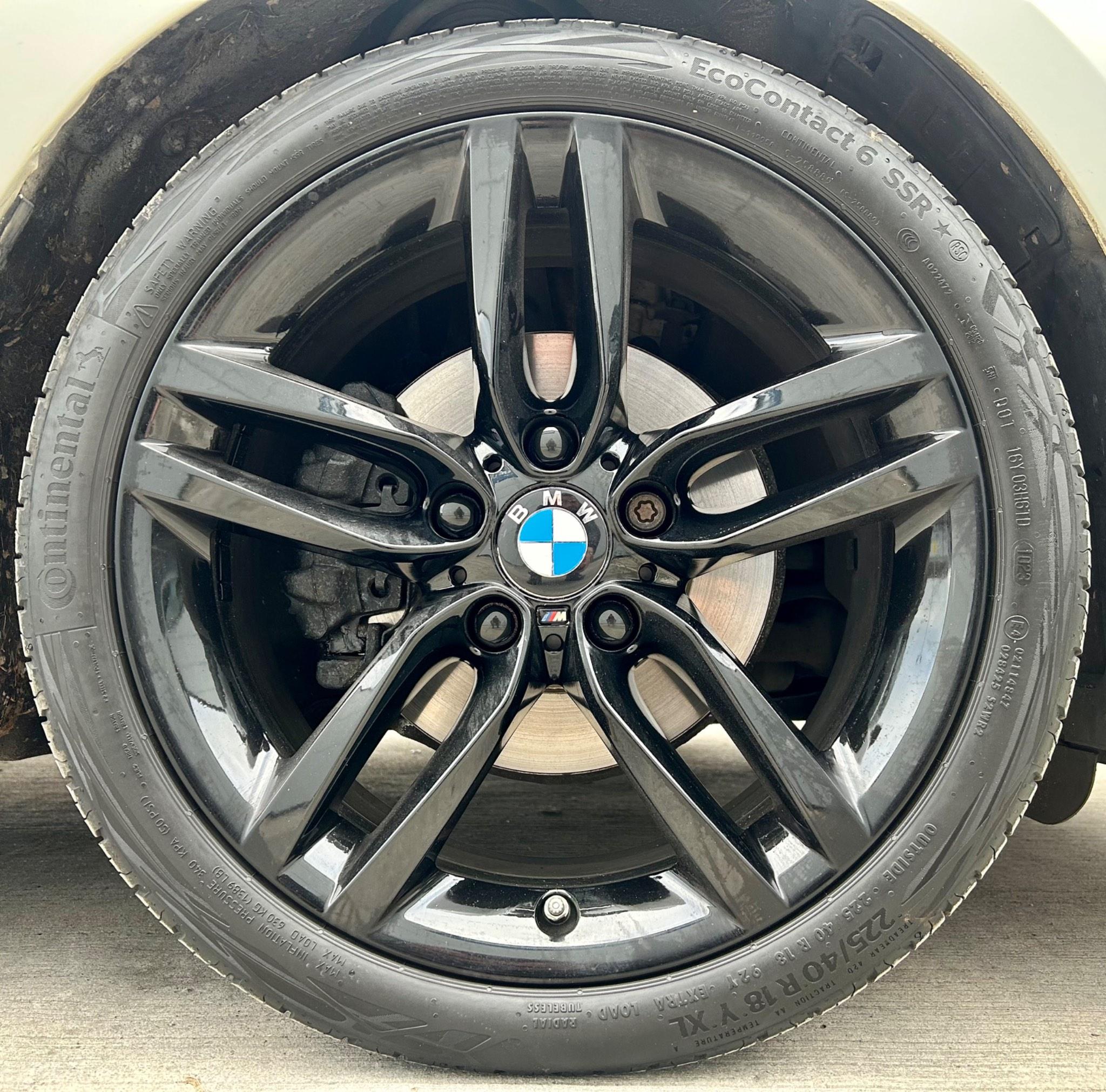 BMW 1 Series view 19