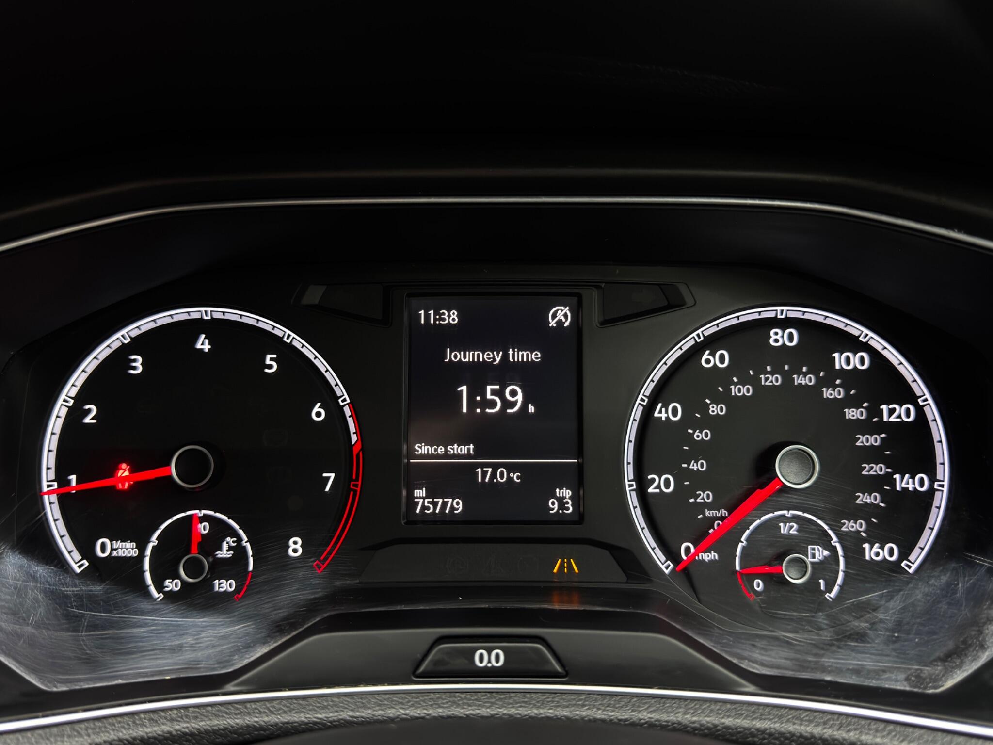Volkswagen T-Roc view 22