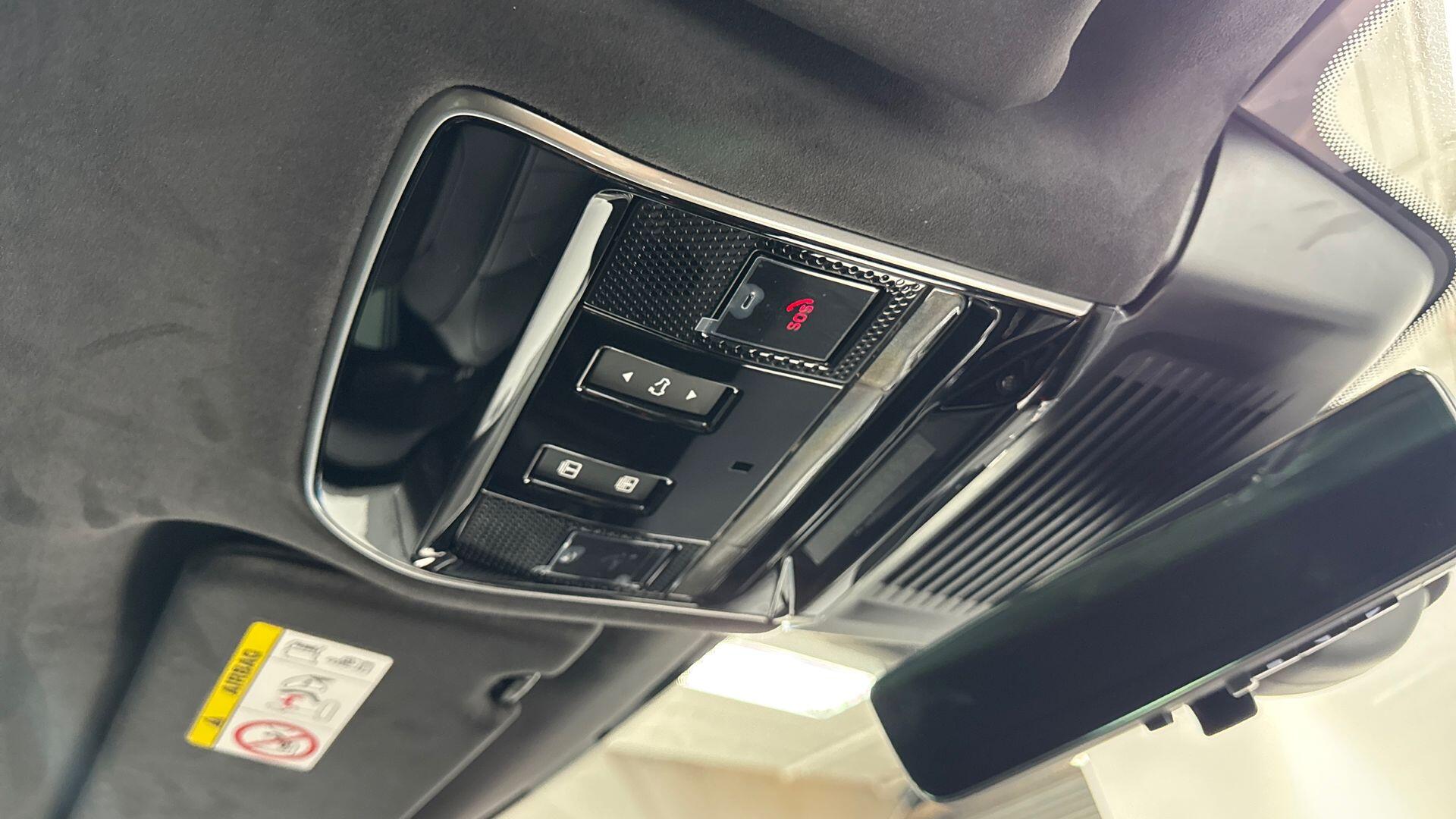 Land Rover Range Rover Sport view 23