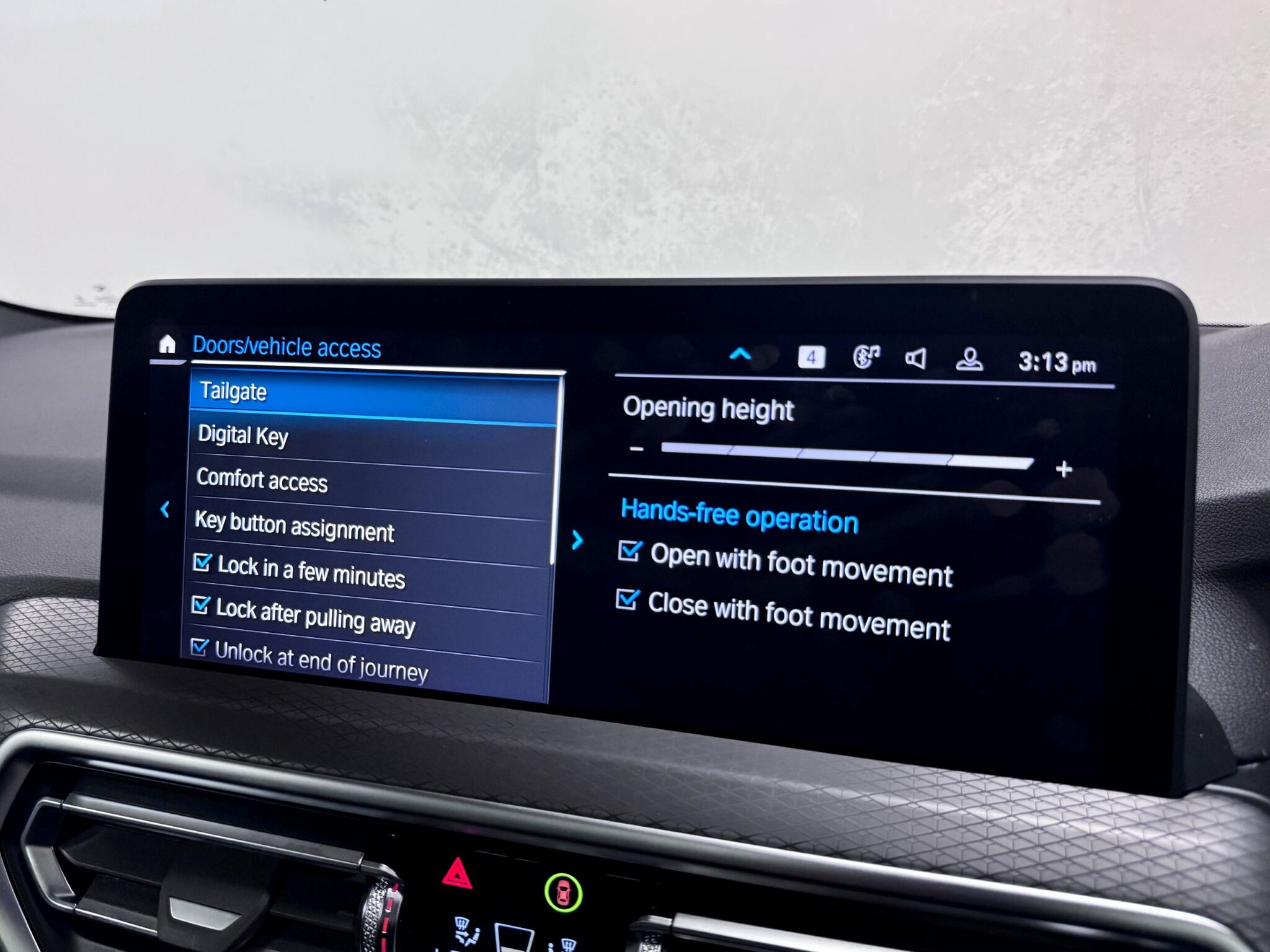 BMW X4 view 67
