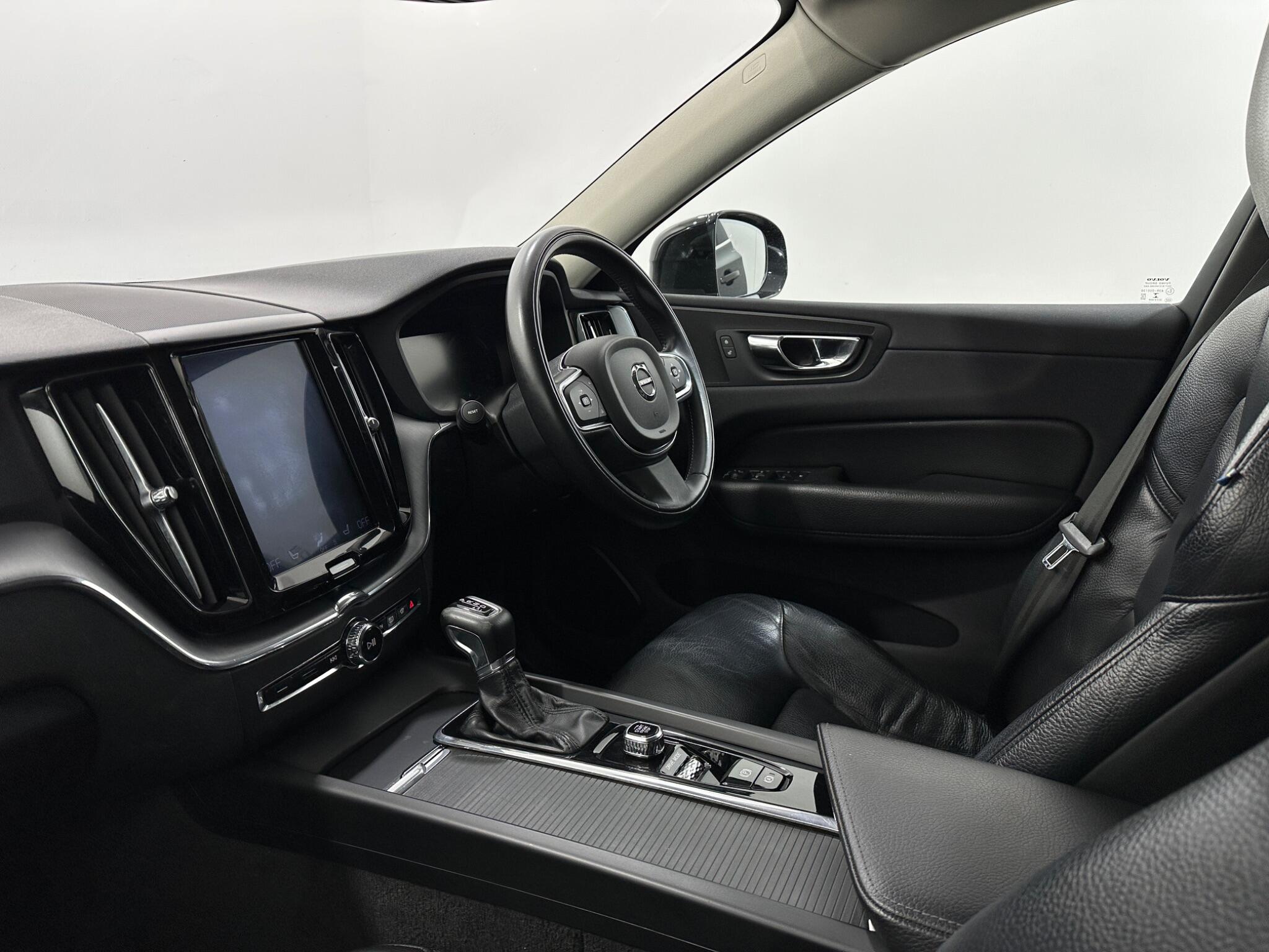 Volvo XC60 view 31
