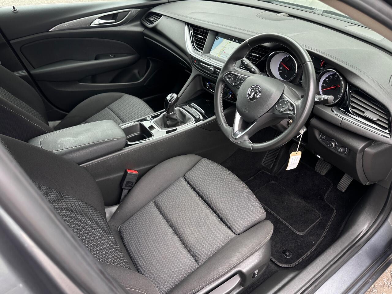 Vauxhall Insignia view 10