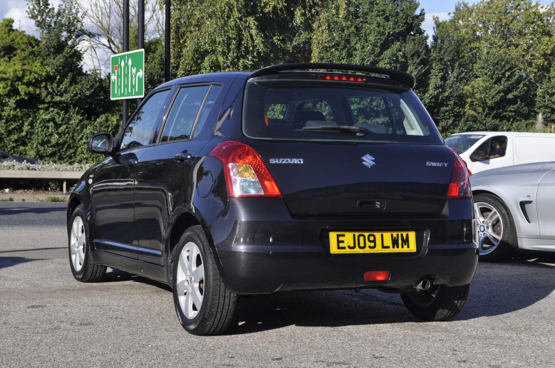 Suzuki Swift view 5