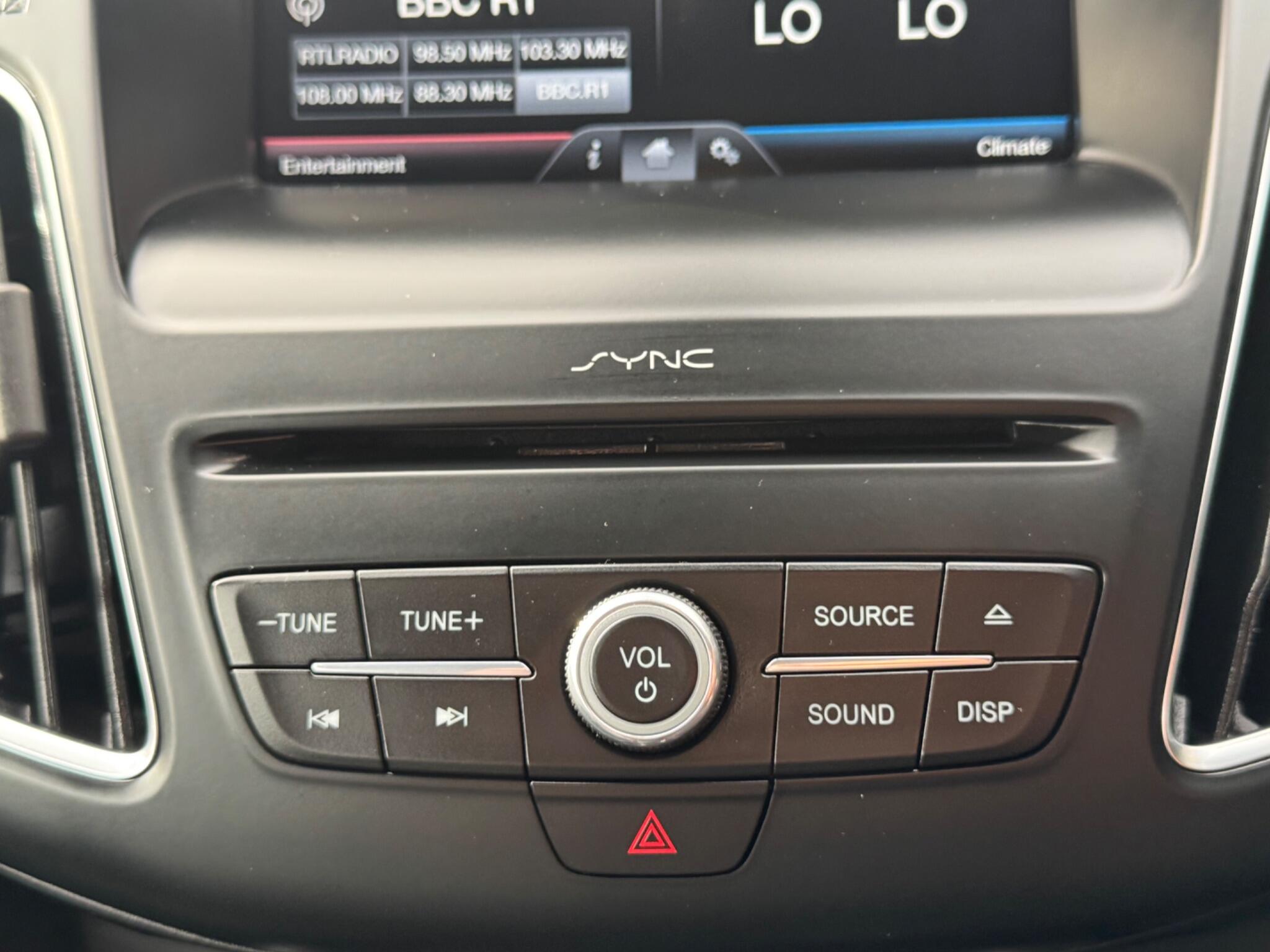 Ford Focus view 26