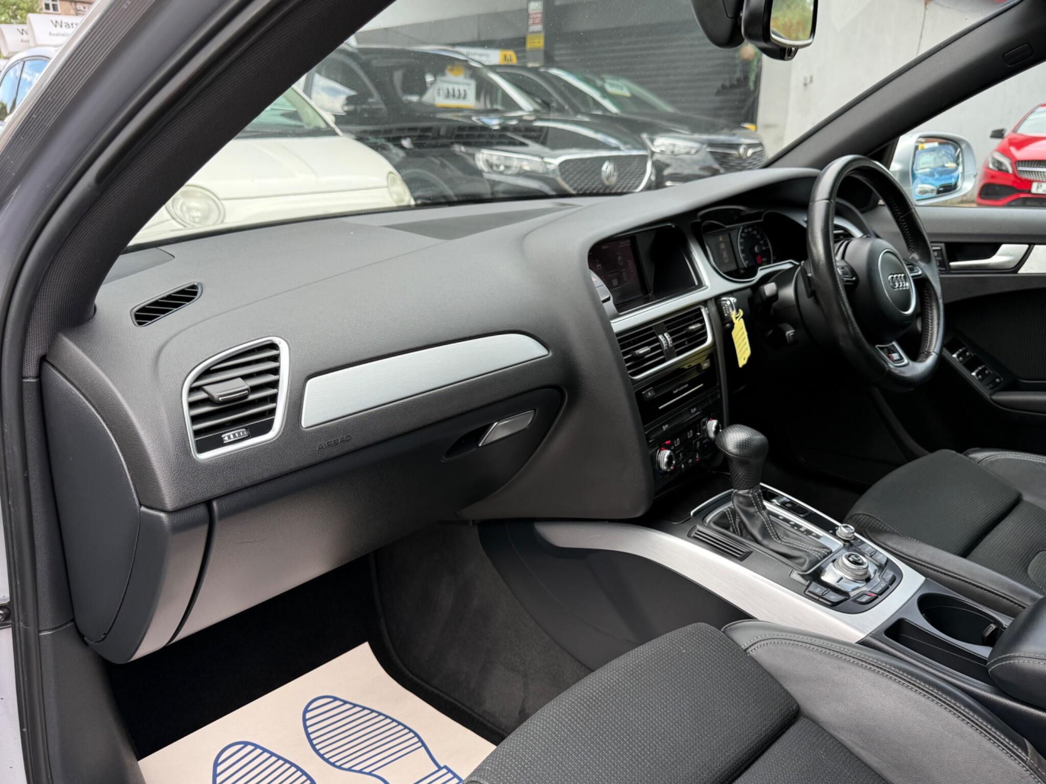 Audi A4 view 15