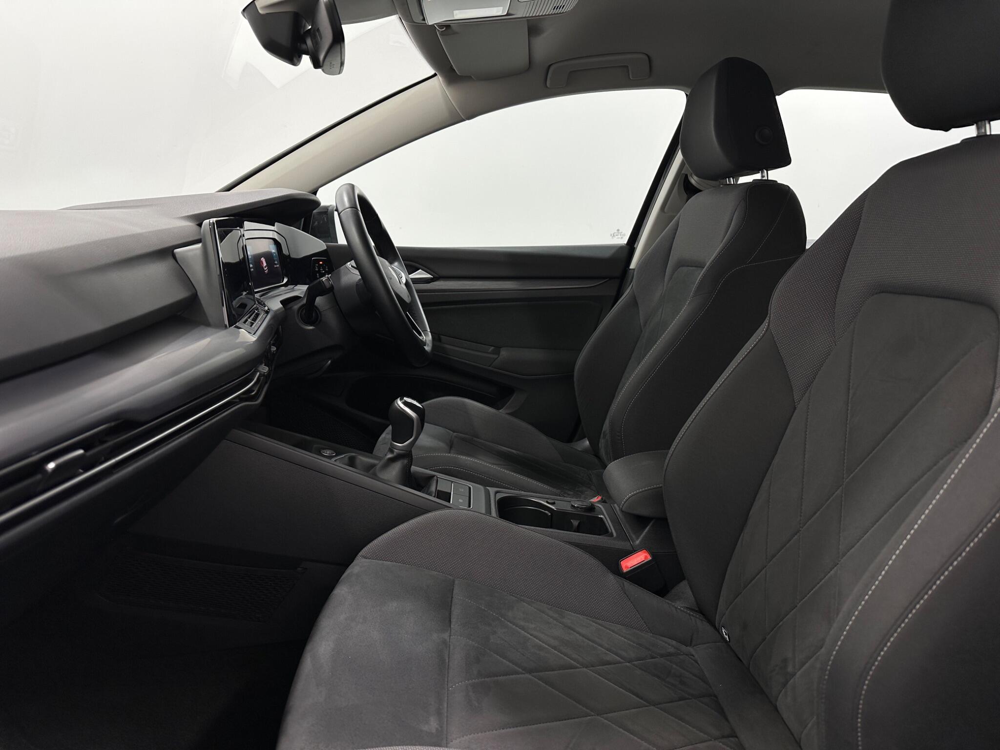 Volkswagen Golf view 35