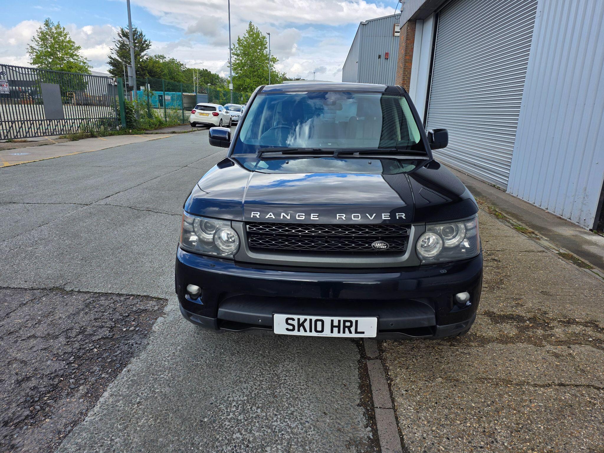 Land Rover Range Rover Sport view 2