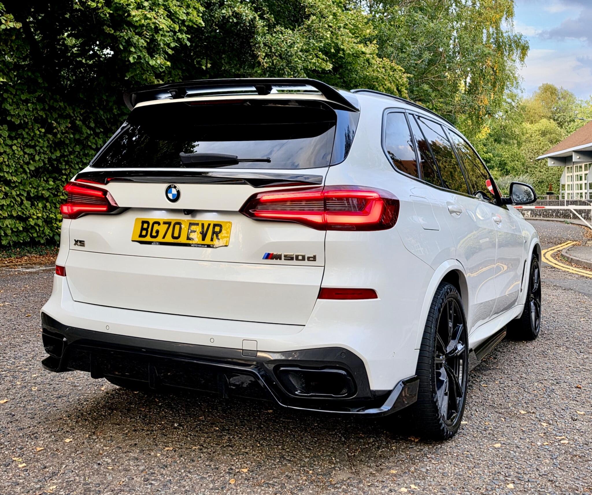 BMW X5 view 3