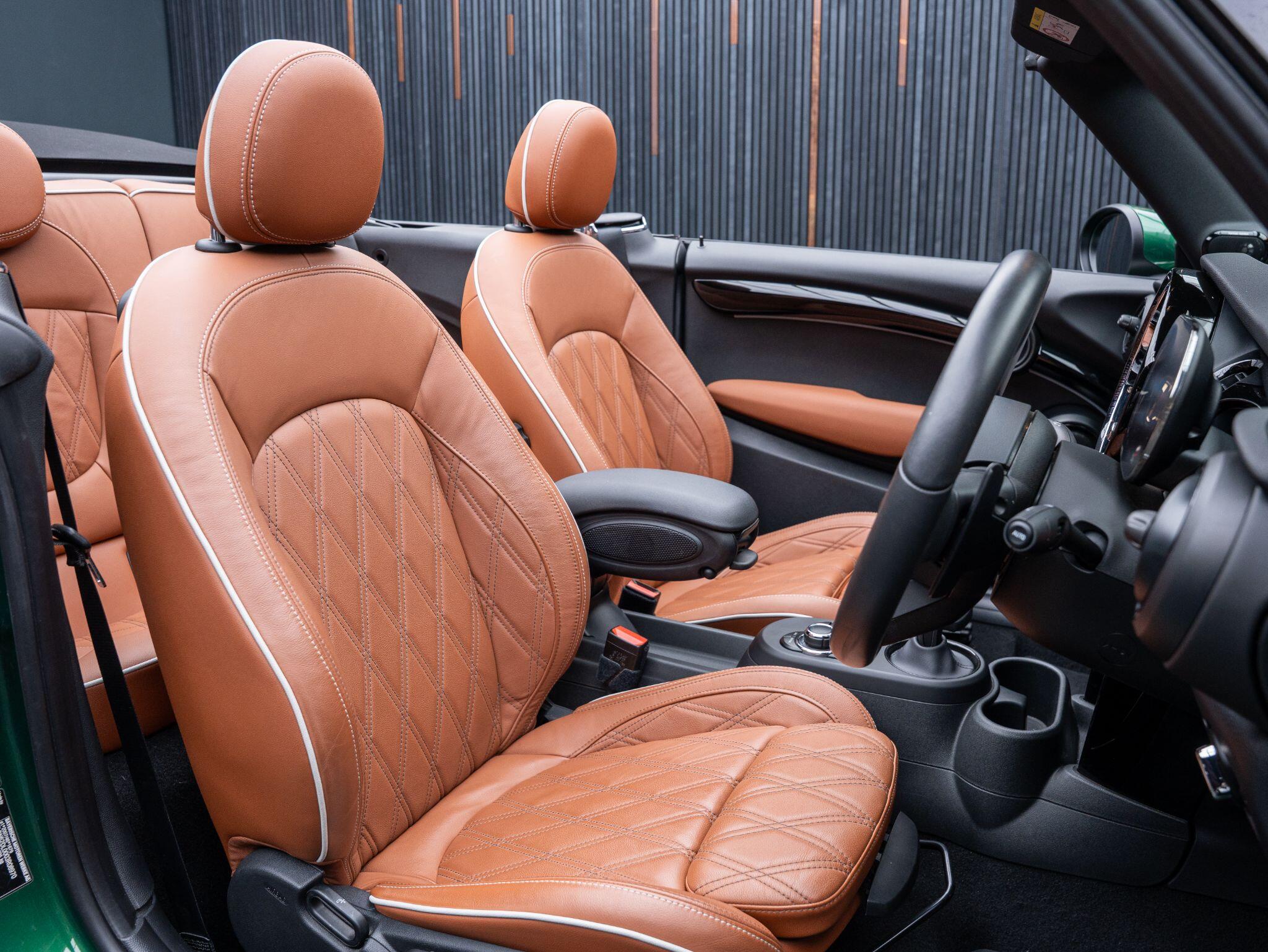 Mini Convertible view 2