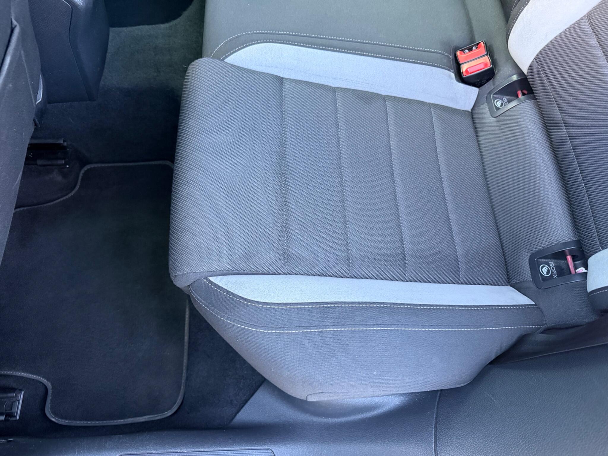 Volkswagen Golf view 27