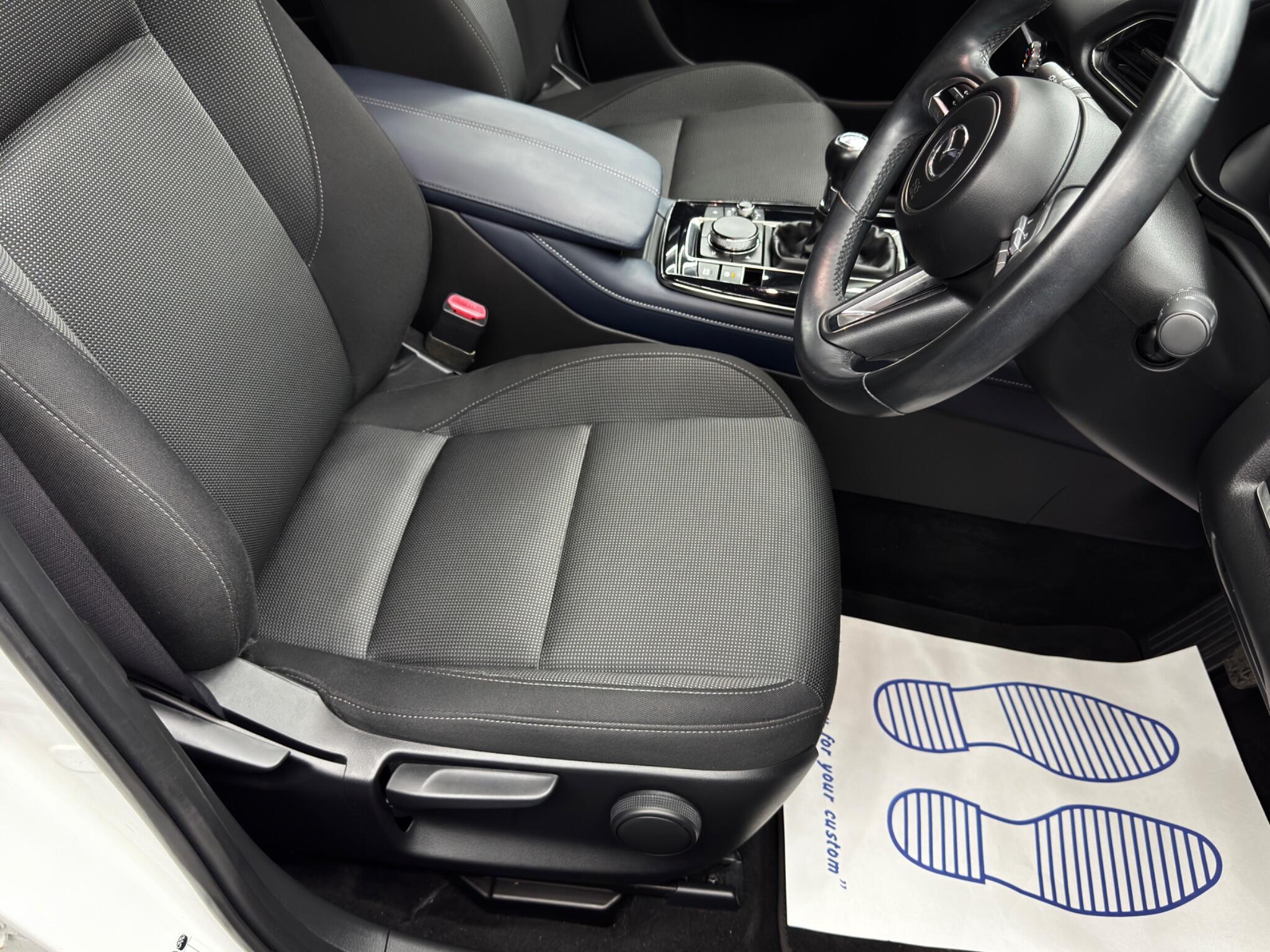 Mazda CX-30 view 13