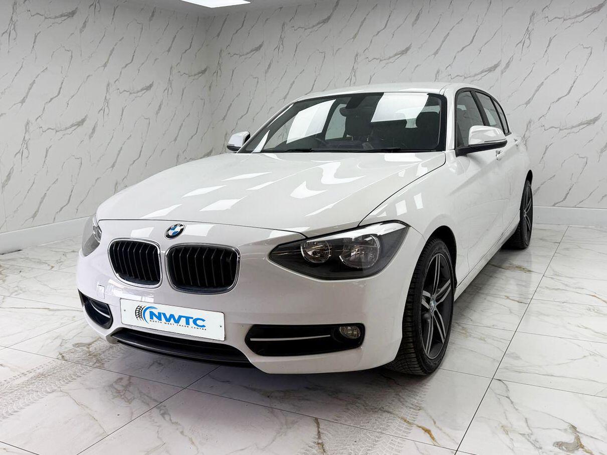 BMW 1 Series view 5