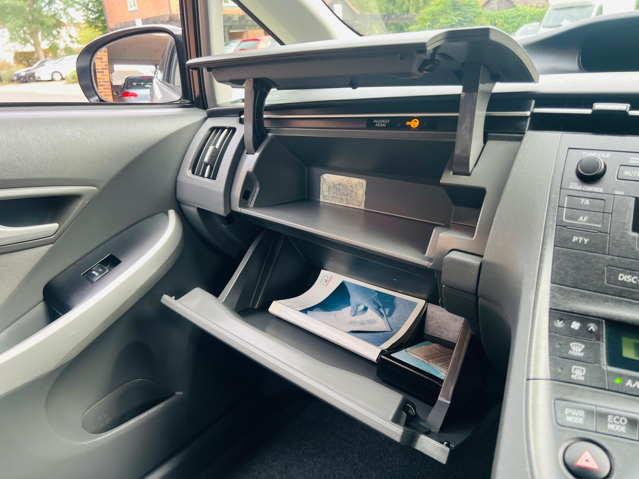 Toyota Prius view 63