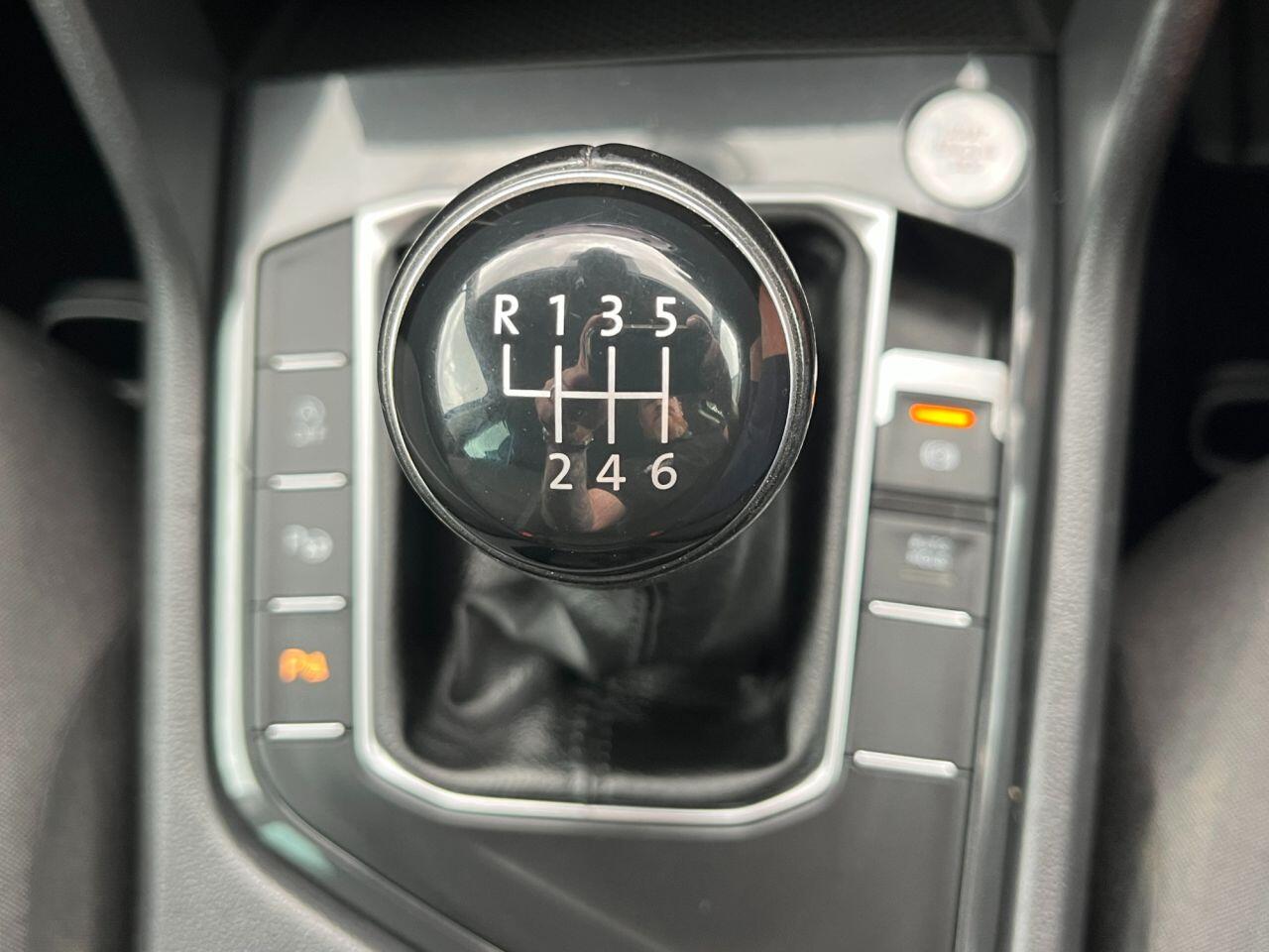 Volkswagen Tiguan view 23