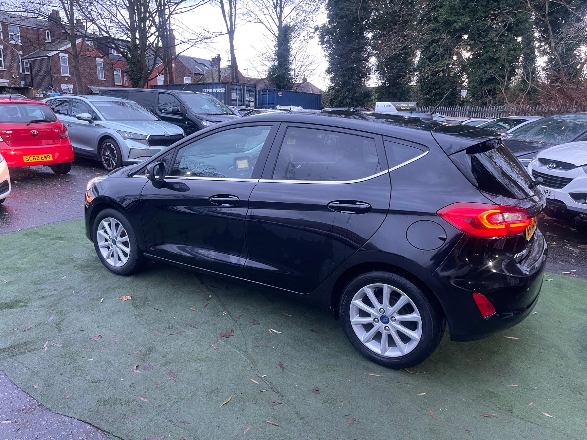 2018 Ford Fiesta 1.0T EcoBoost Titanium Euro 6 (s/s) 5dr • 76,750 miles image 15