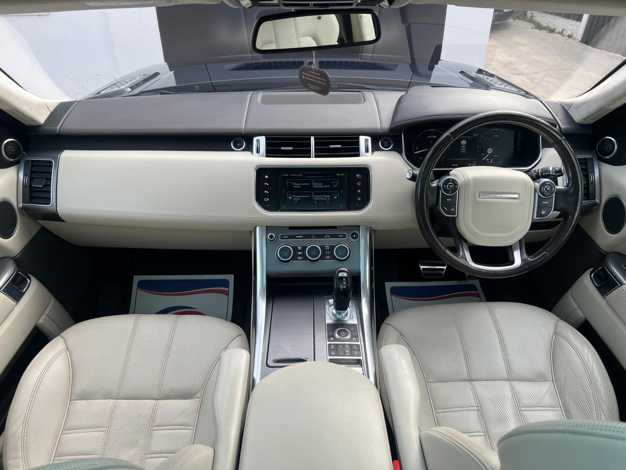 Land Rover Range Rover Sport view 11