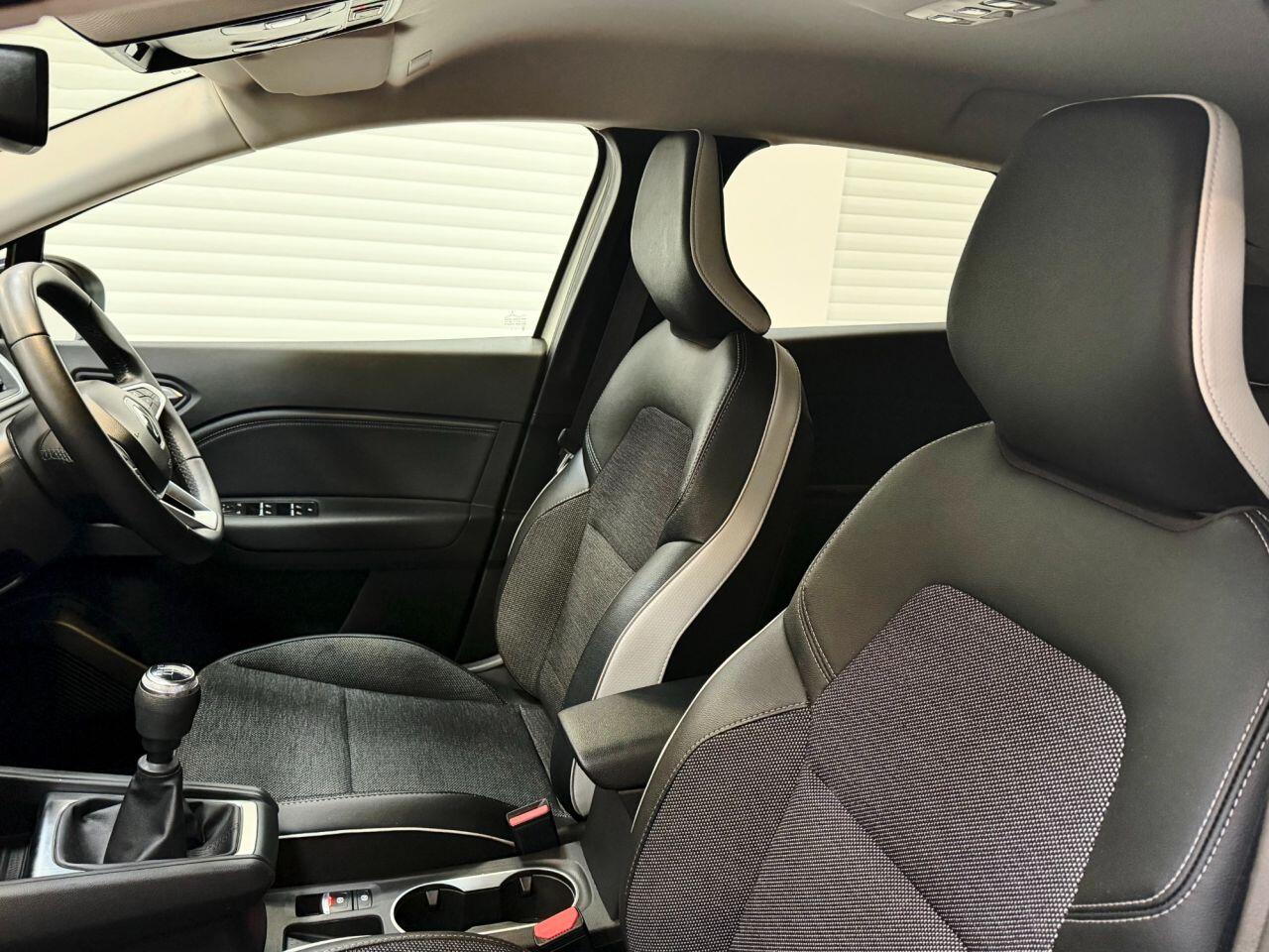 Renault Captur view 18