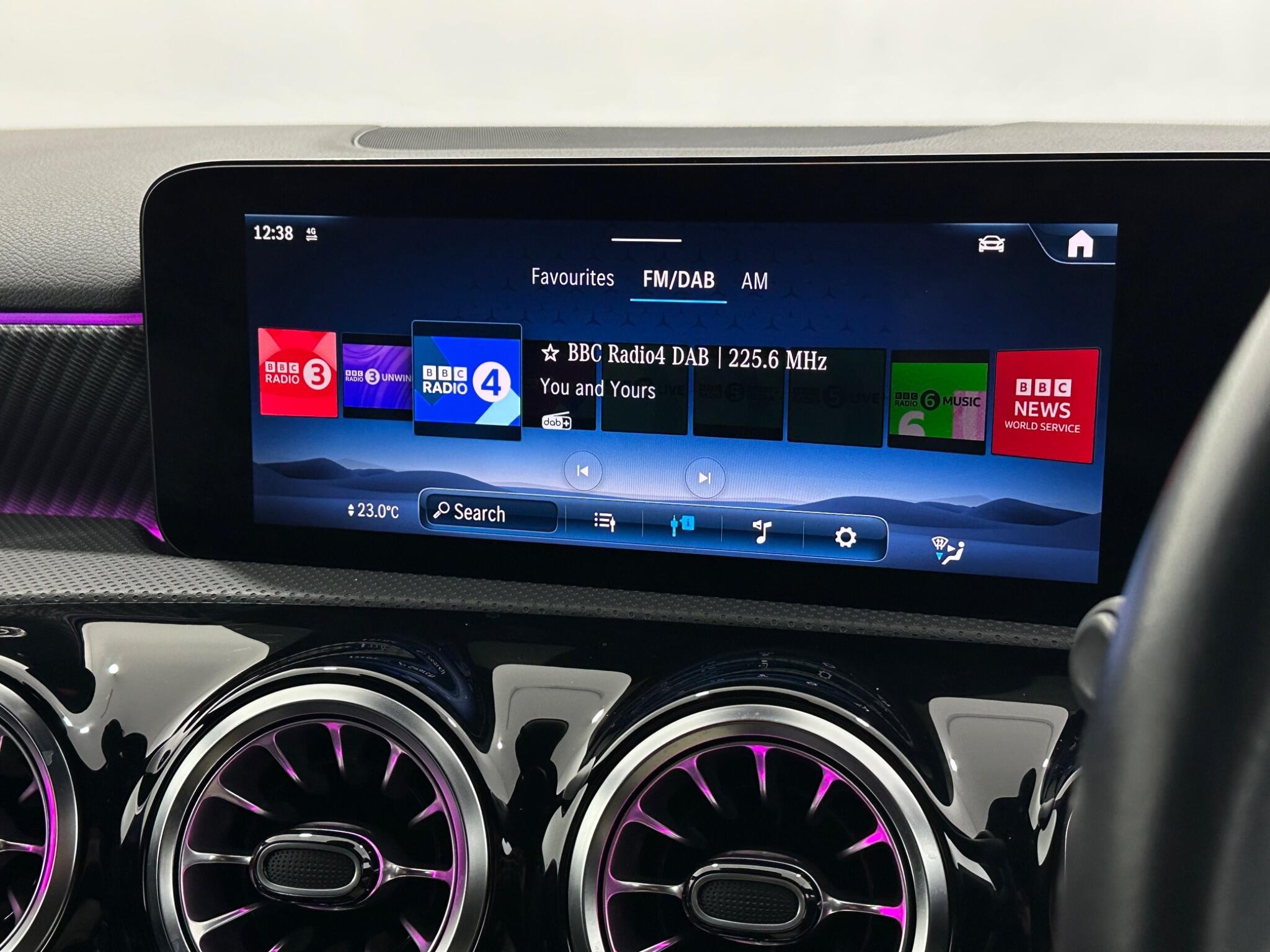 Mercedes-Benz A-Class view 26
