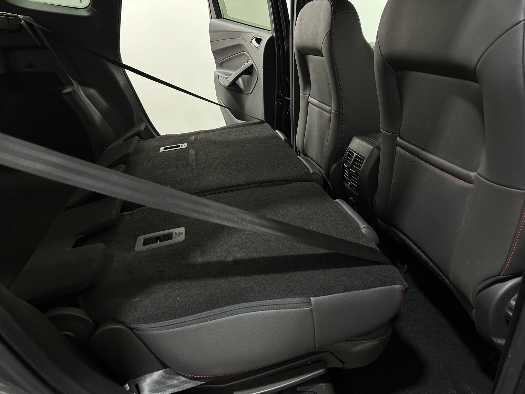 Ford Kuga view 44