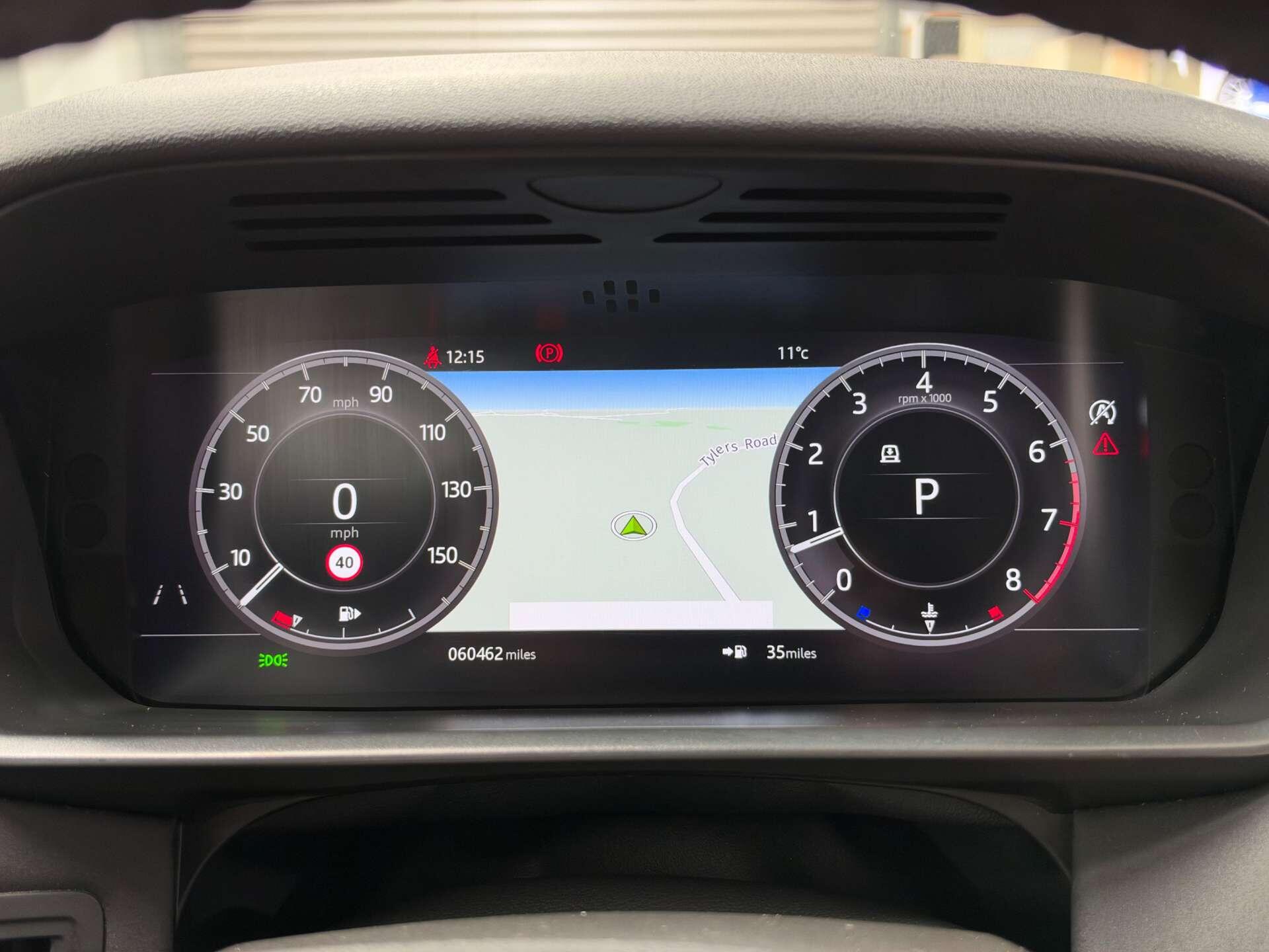 Land Rover Discovery view 43