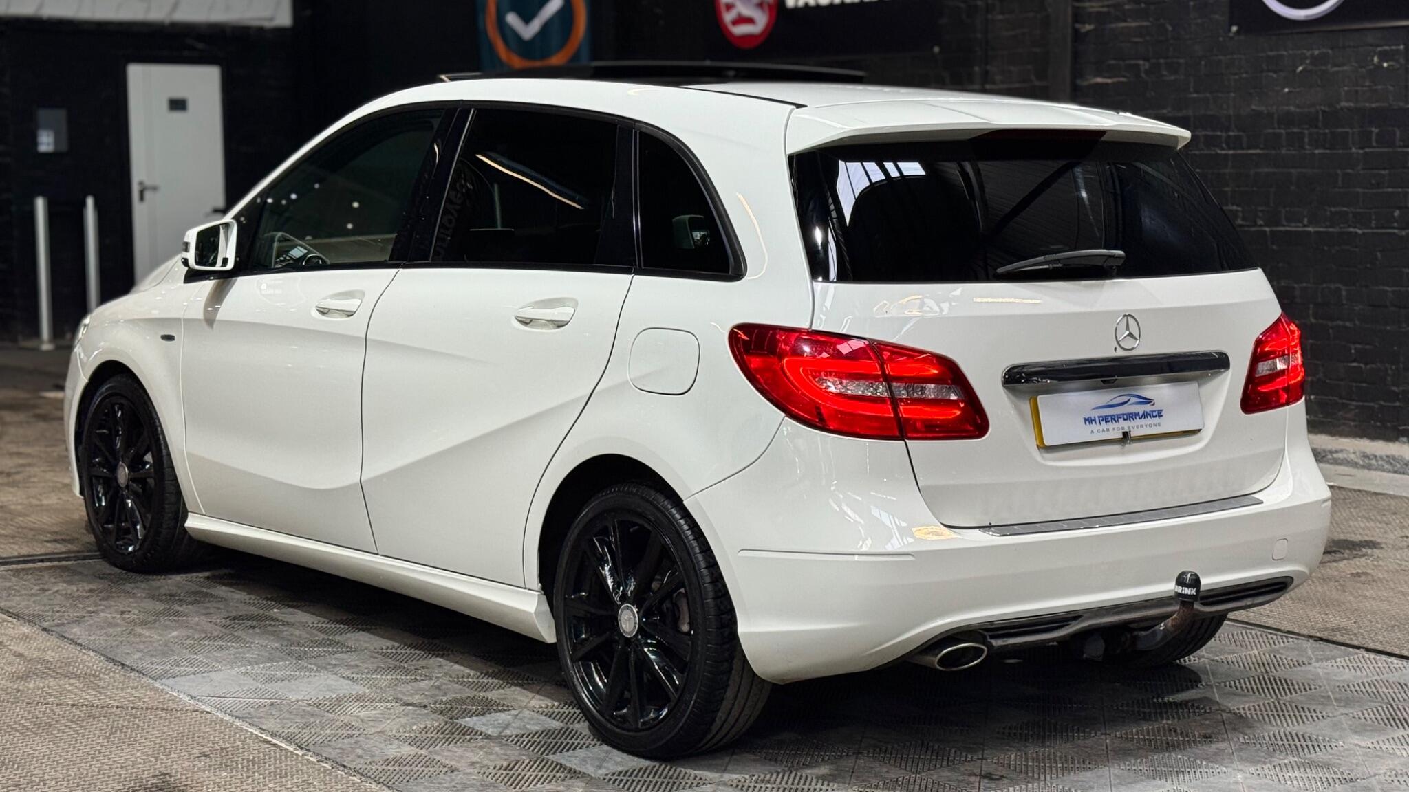 Mercedes-Benz B Class view 72