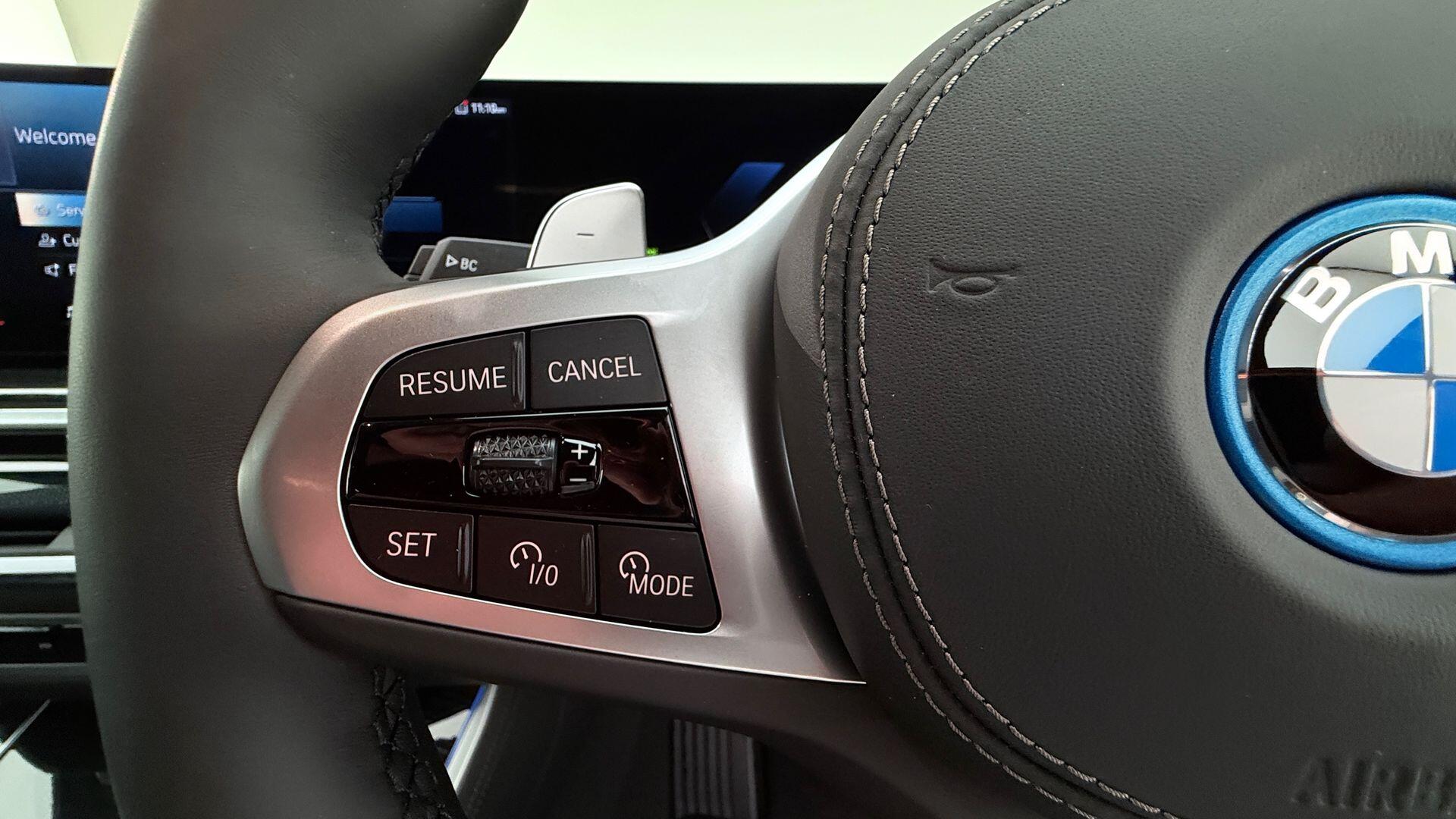 BMW X5 view 17