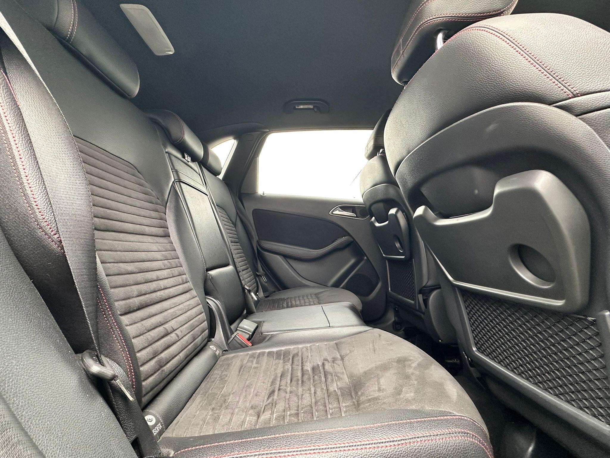 Mercedes-Benz B Class view 21