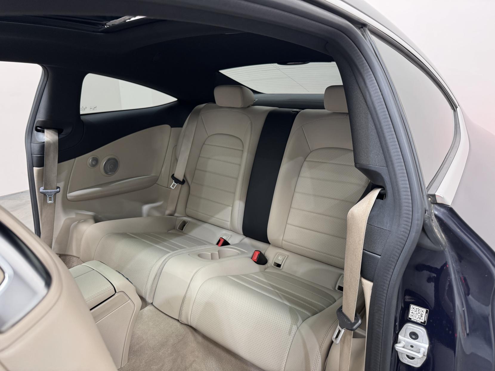Mercedes-Benz C Class view 58