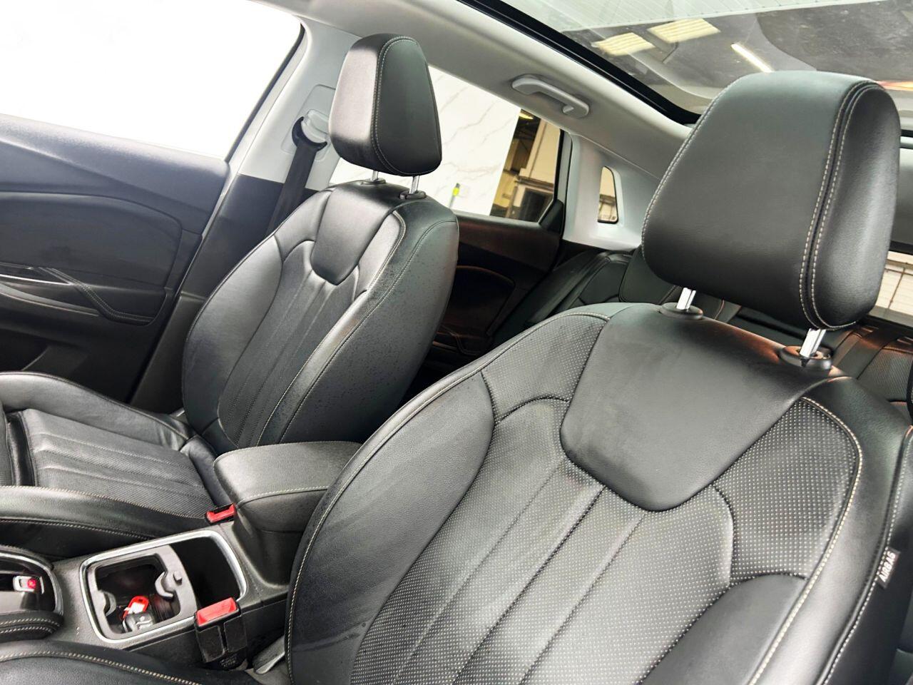 Vauxhall Grandland X view 13