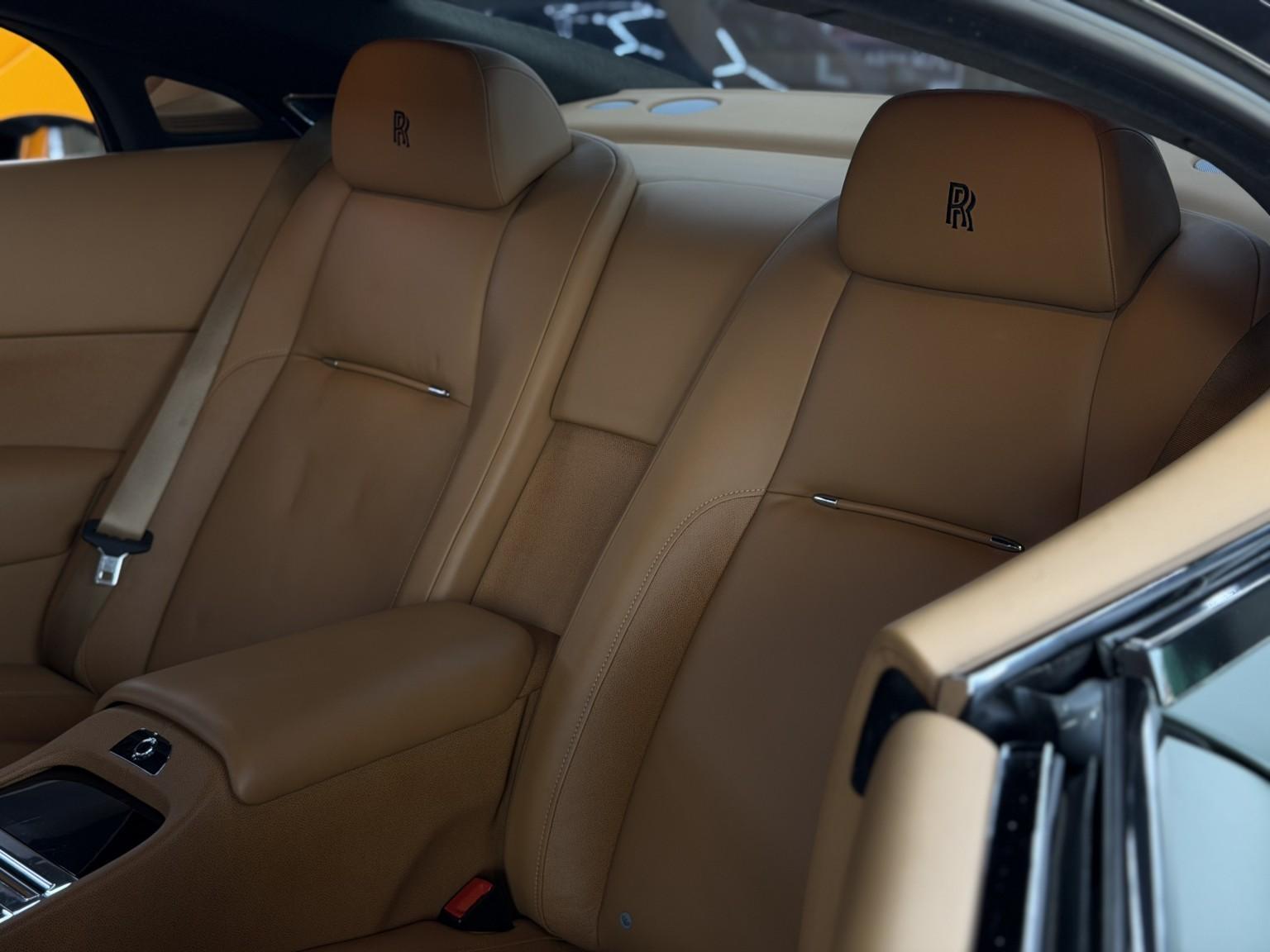 Rolls-Royce Wraith view 61