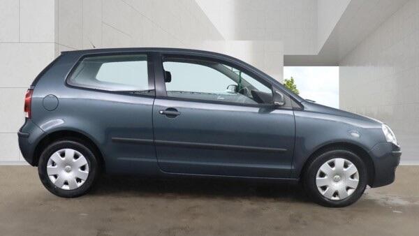 Volkswagen Polo view 5