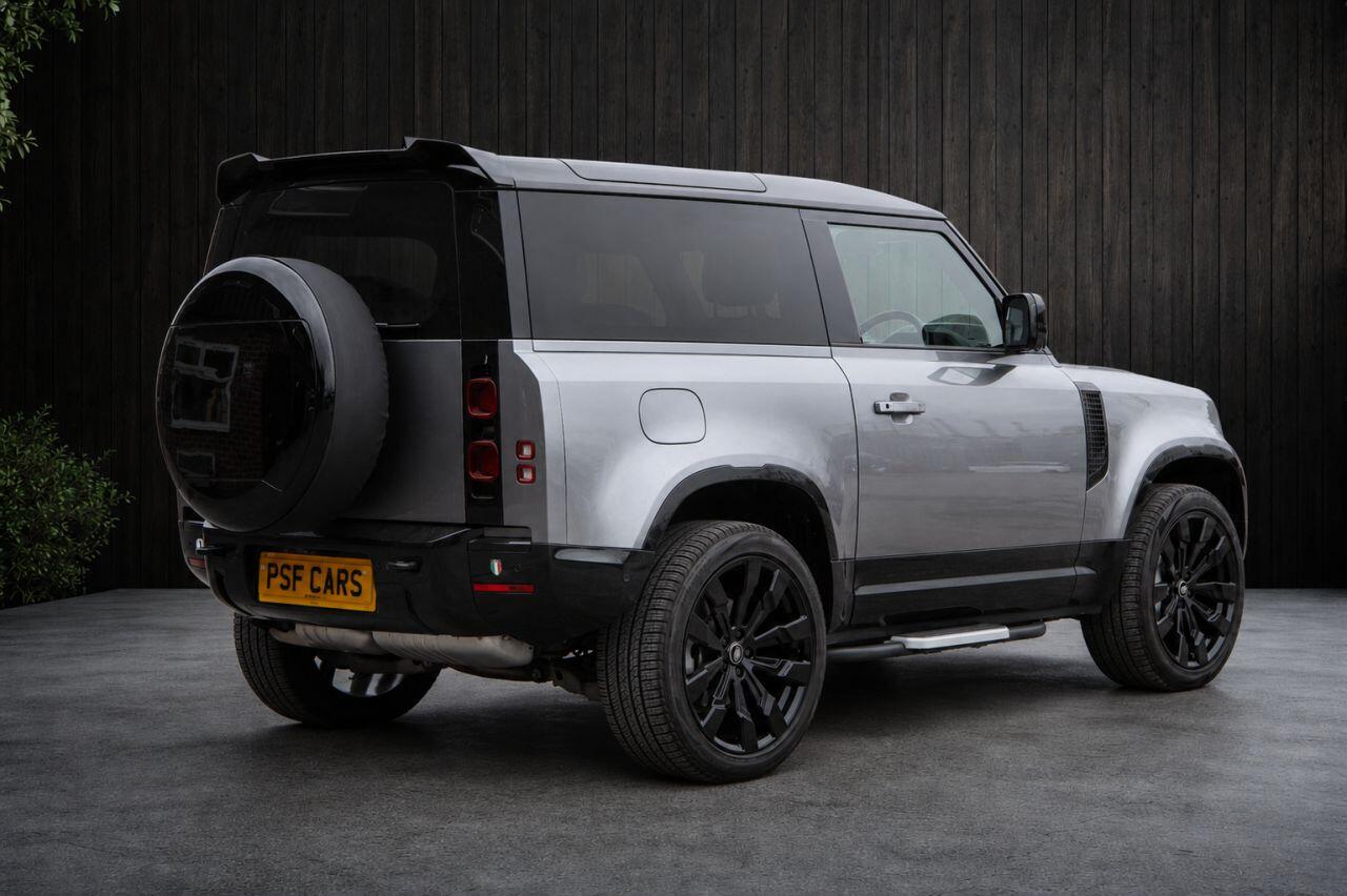 Land Rover Defender view 11
