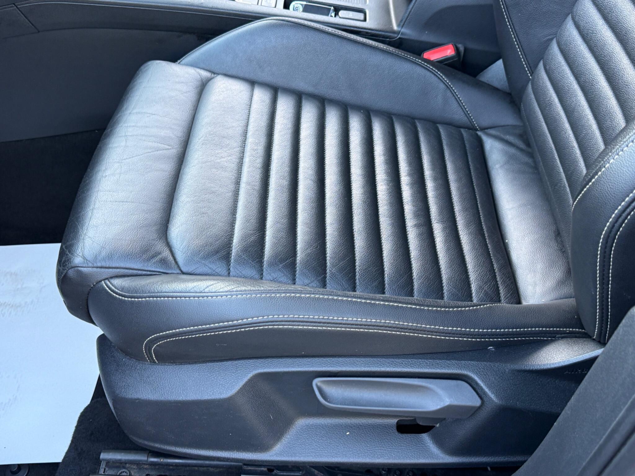 Volkswagen Passat - Image 50