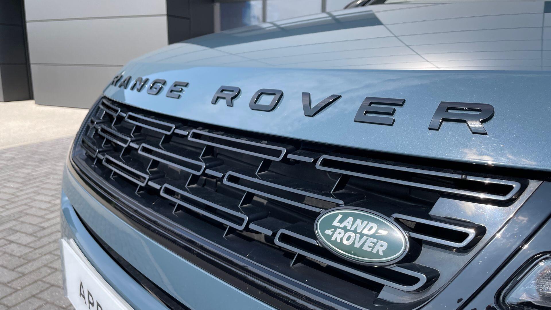 Land Rover Range Rover Evoque view 31
