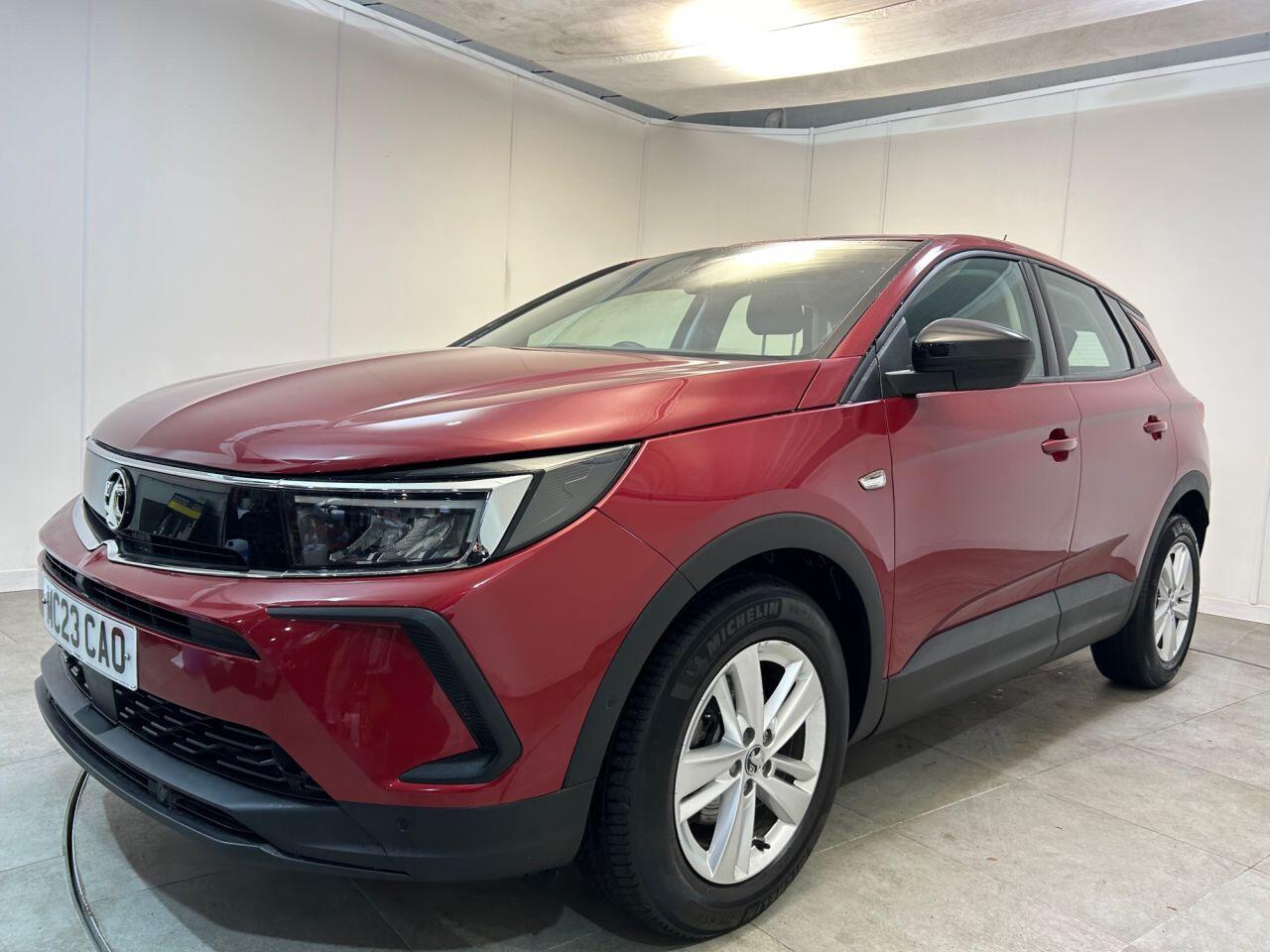 Vauxhall Grandland view 32