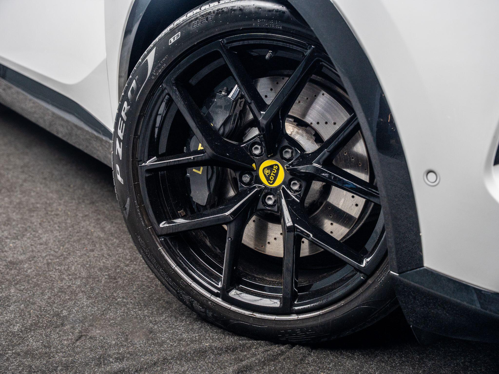 Lotus Eletre view 13