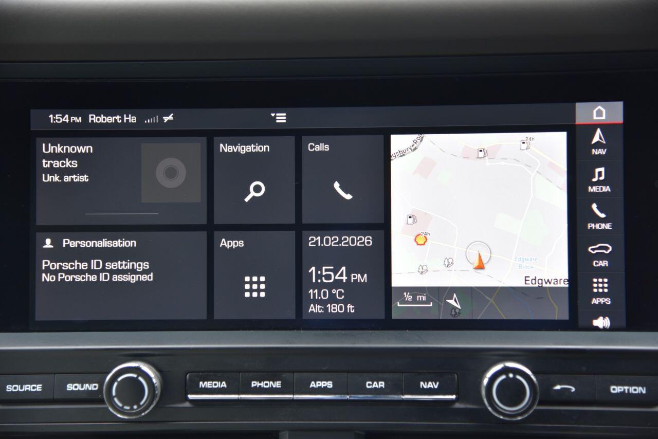 Porsche Macan view 40