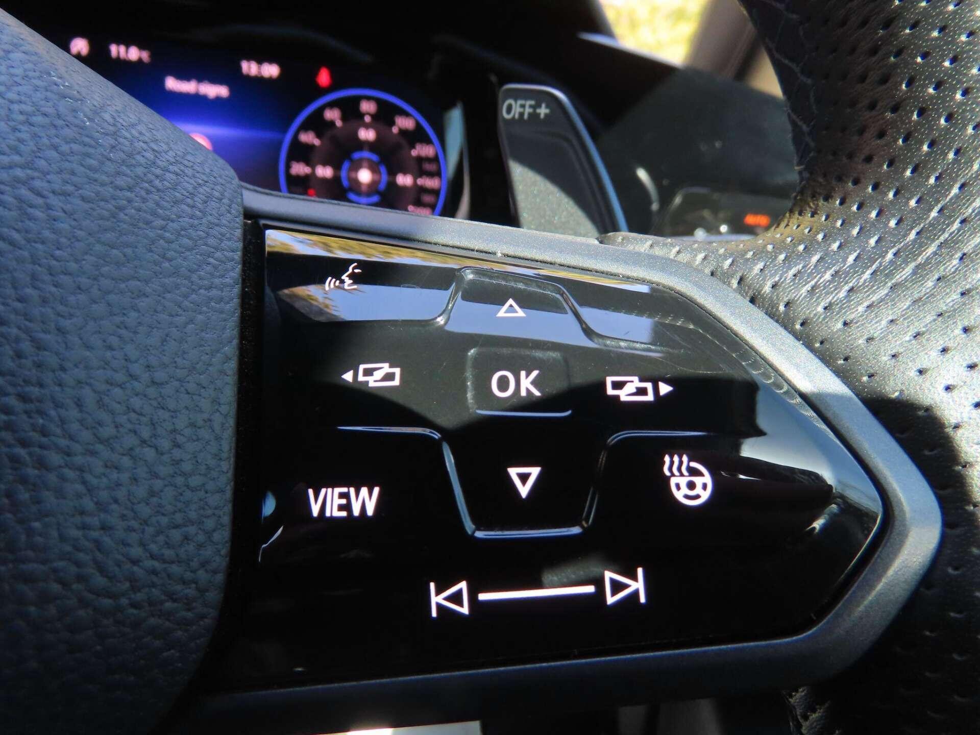 Volkswagen Golf view 15
