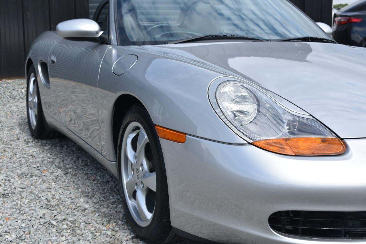 Porsche Boxster view 8