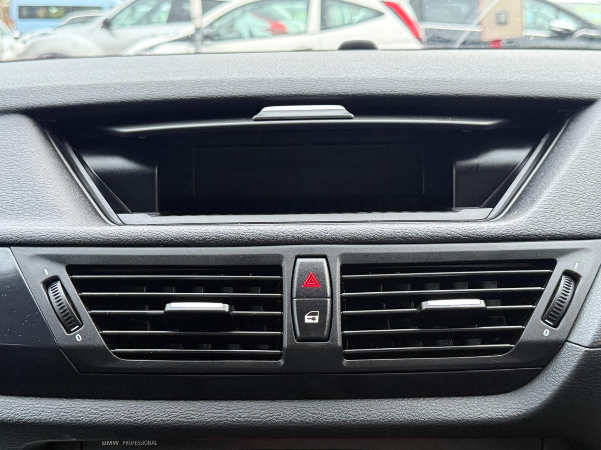 BMW X1 - Image 68