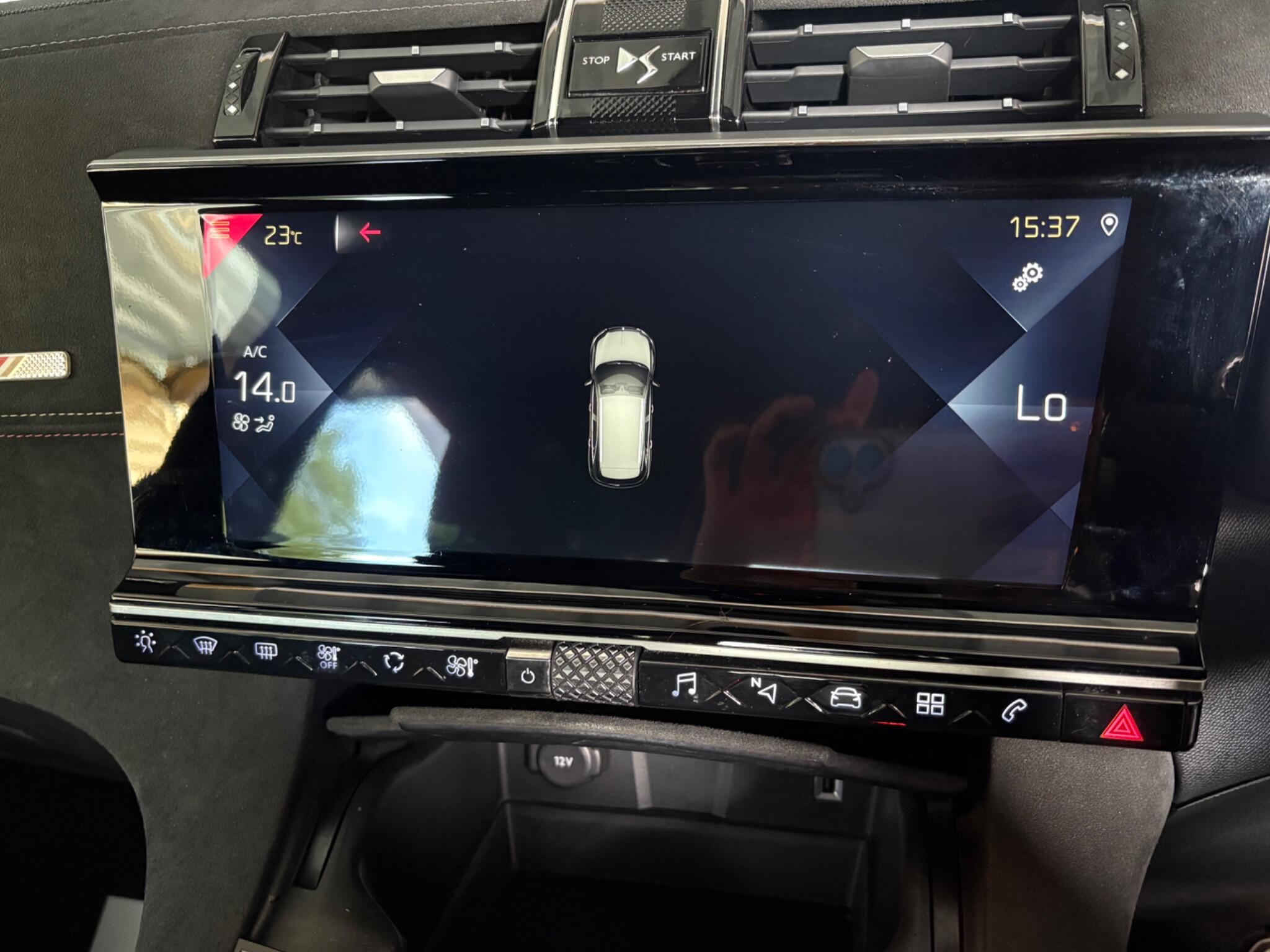 DS Automobiles DS 7 Crossback view 23