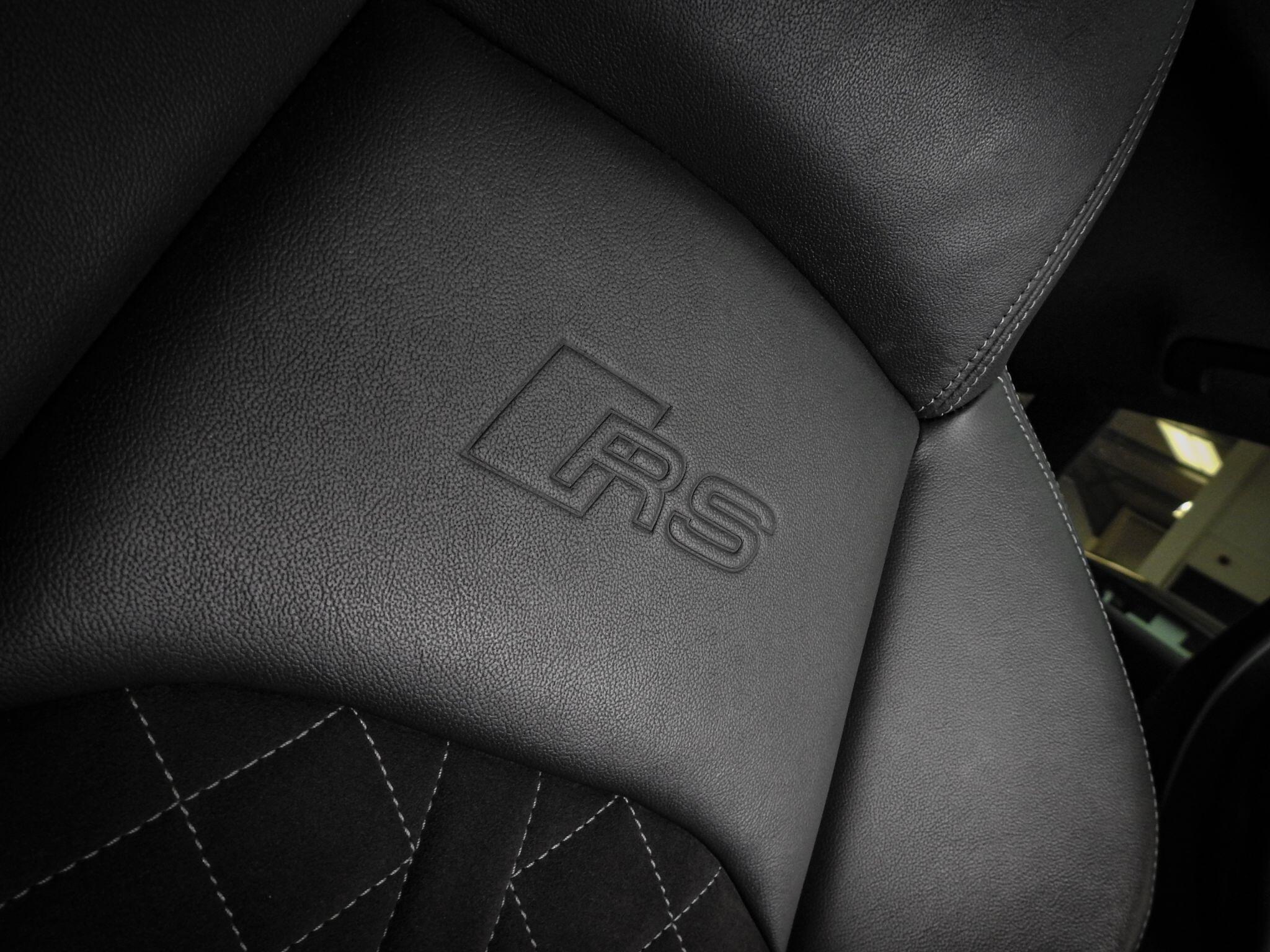 Audi RS5 view 40